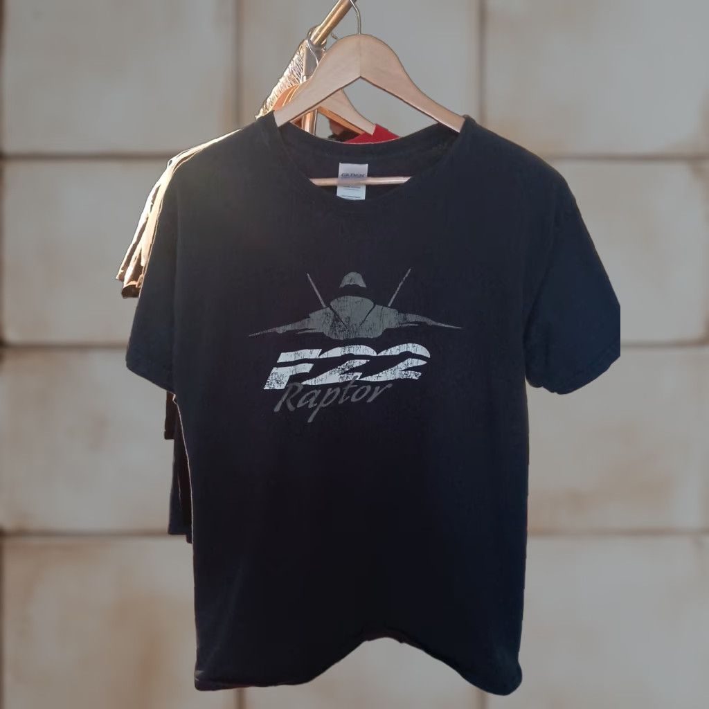 Gildan VINTAGE F-22 Raptor Jet Plane Air Force T-shirt Mens Blue L USA Military Gildan Shirt 90s era Decade Size US L / EU 52-54 / 3 - 1 Thumbnail