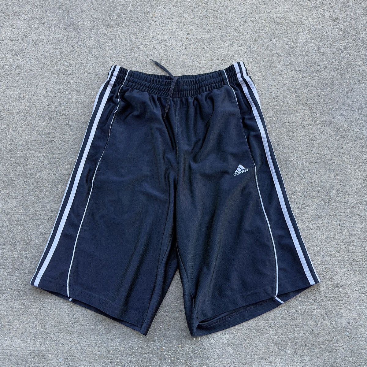Adidas Adidas shorts Size US 28 / EU 44 - 1 Thumbnail