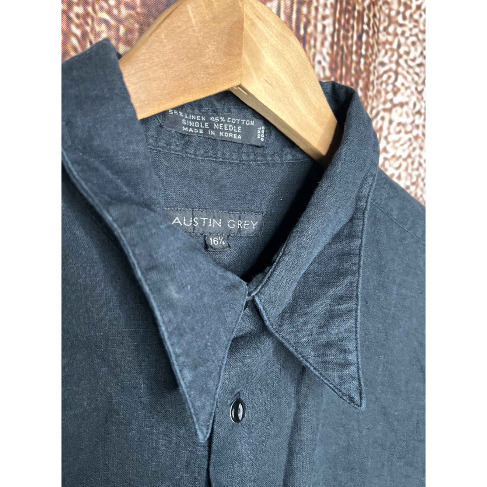 Vintage VINTAGE Austin Grey Button-Up Shirt Mens 16.5 100% Linen Black Front Pocket Short Sleeve Button Closure Collared Knit Fabric Pockets פת Size US XL / EU 56 / 4 - 2 Thumbnail