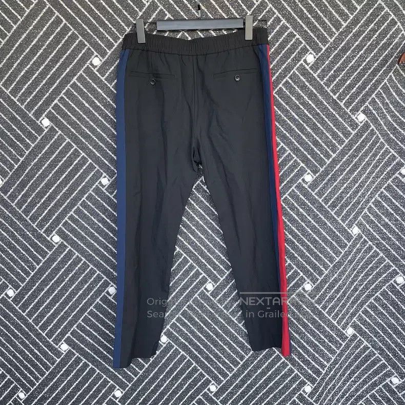 Gucci Gucci Black, red and blue striped casual pants Size US 28 / EU 44 - 2 Thumbnail
