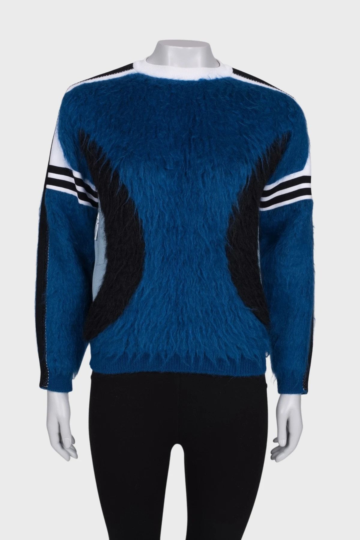 Louis Vuitton Louis Vuitton sweater Size XXS / US 00 / IT 34 - 1 Thumbnail