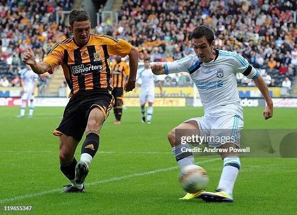 Adidas HULL CITY 2011 2012 HOME FOOTBALL SHIRT SOCCER JERSEY Size US M / EU 48-50 / 2 - 8 Thumbnail