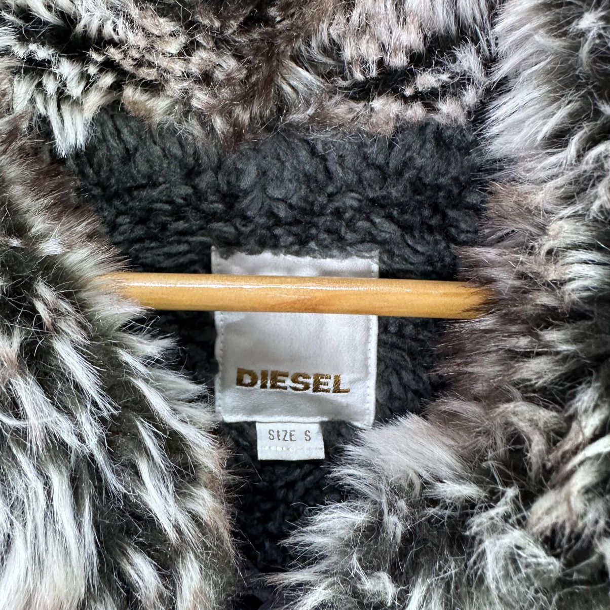 Diesel Vintage Diesel Fur Collar Jacket Brown Parka Sherpa Size S / US 4 / IT 40 - 2 Thumbnail