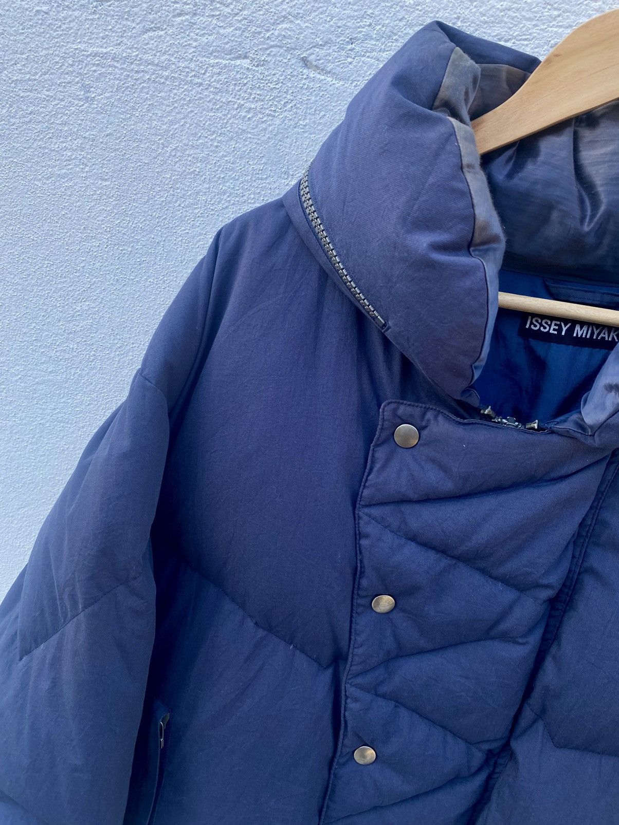 Issey Miyake Issey Miyake Puffer Jacket Rare Design Fashion Size US M / EU 48-50 / 2 - 5 Thumbnail