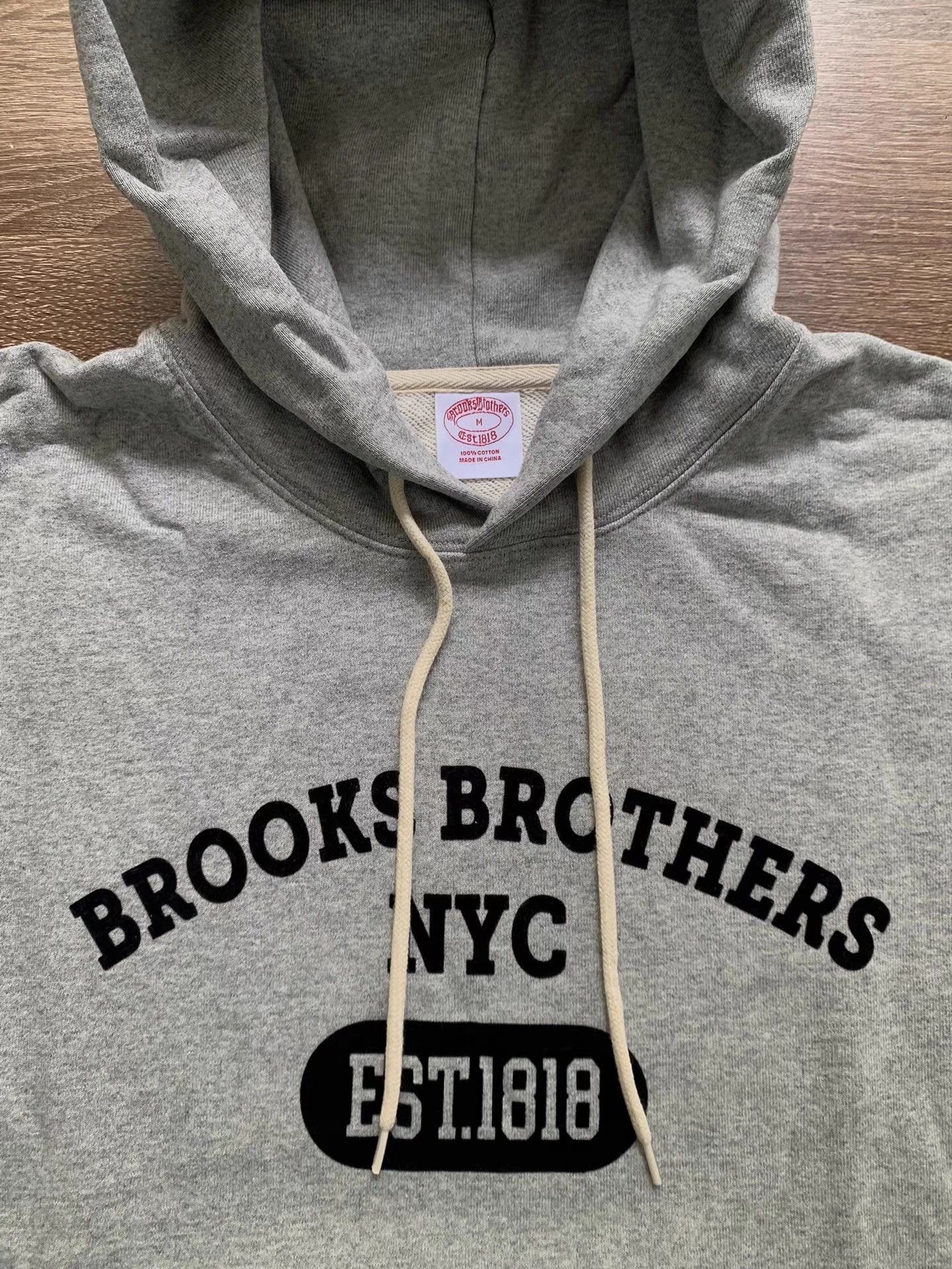 Brooks Brothers Brooks Brothers Heavyweight Pullover Hoodie Ｑ22 Size US M / EU 48-50 / 2 - 1 Thumbnail
