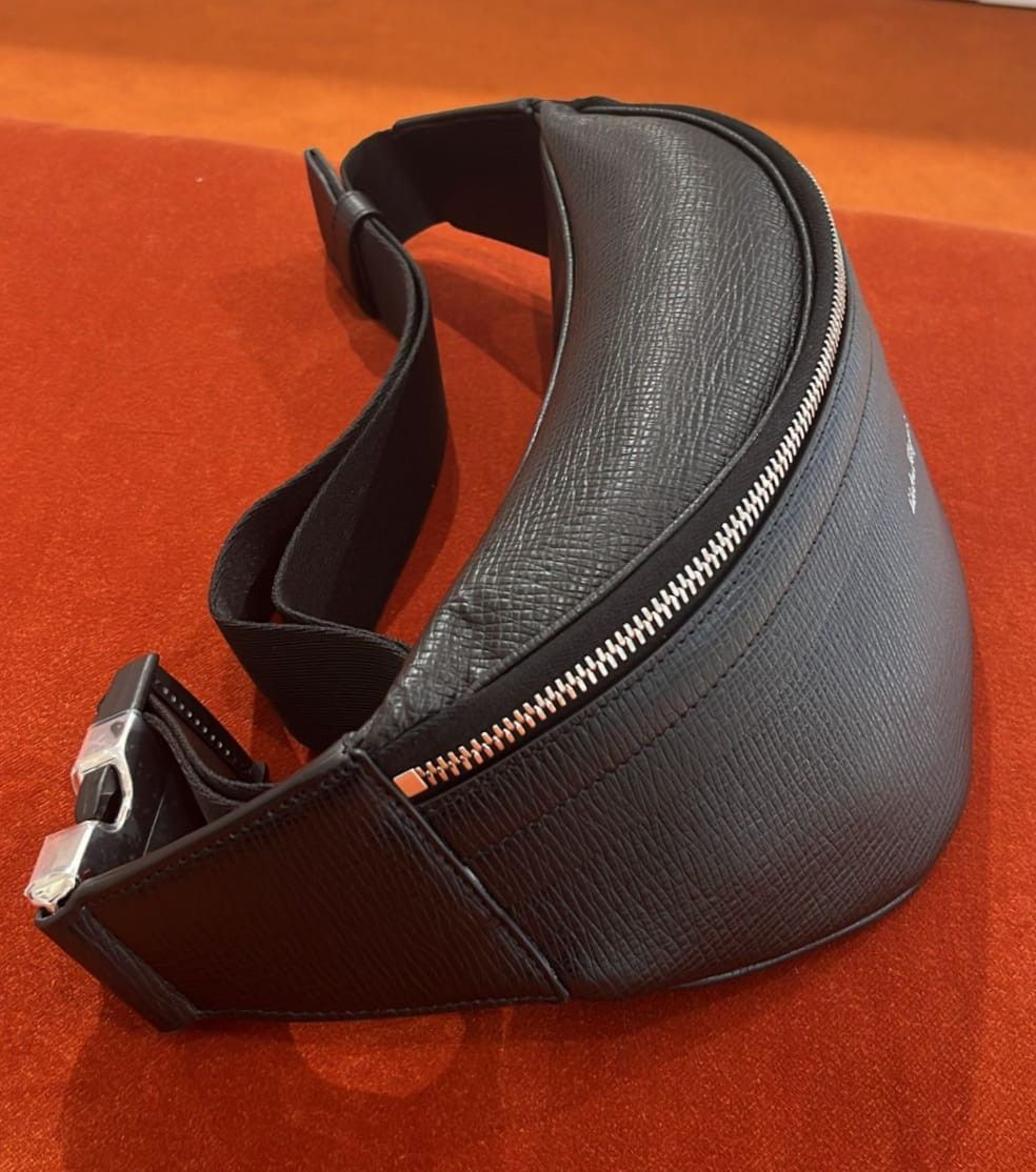 Salvatore Ferragamo o1s1rm0824 Size: OS / Revival Belt Bag in Black Size ONE SIZE - 2 Thumbnail