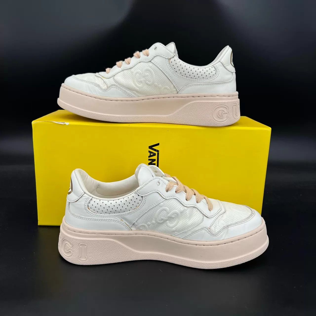 Gucci Gucci Rhyton Sneaker White/Brown Women's 36.5 CH7945 Size US 6 / IT 36 - 2 Thumbnail