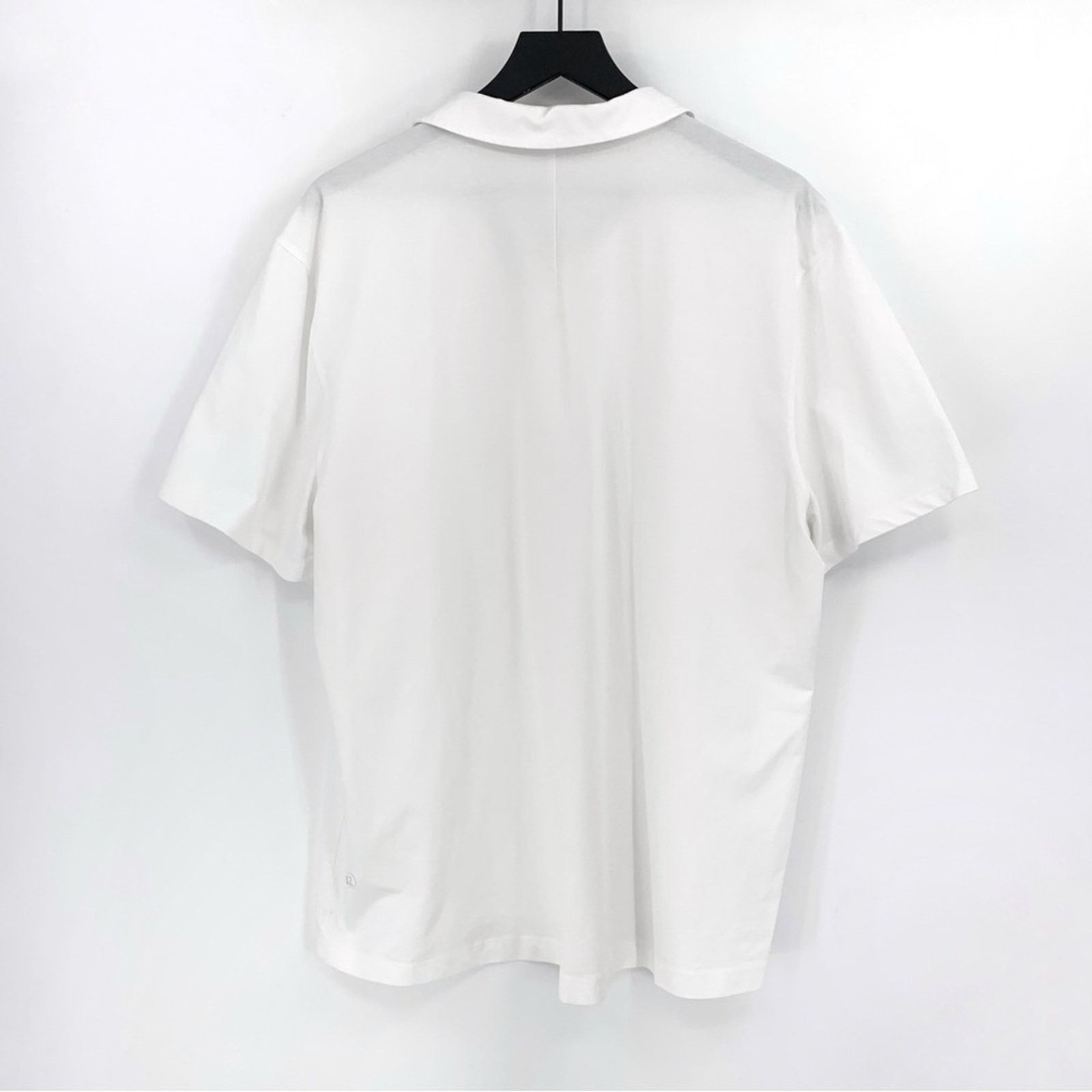 Lululemon LULULEMON Polo Shirt White XXL? Size US XXL / EU 58 / 5 - 4 Thumbnail