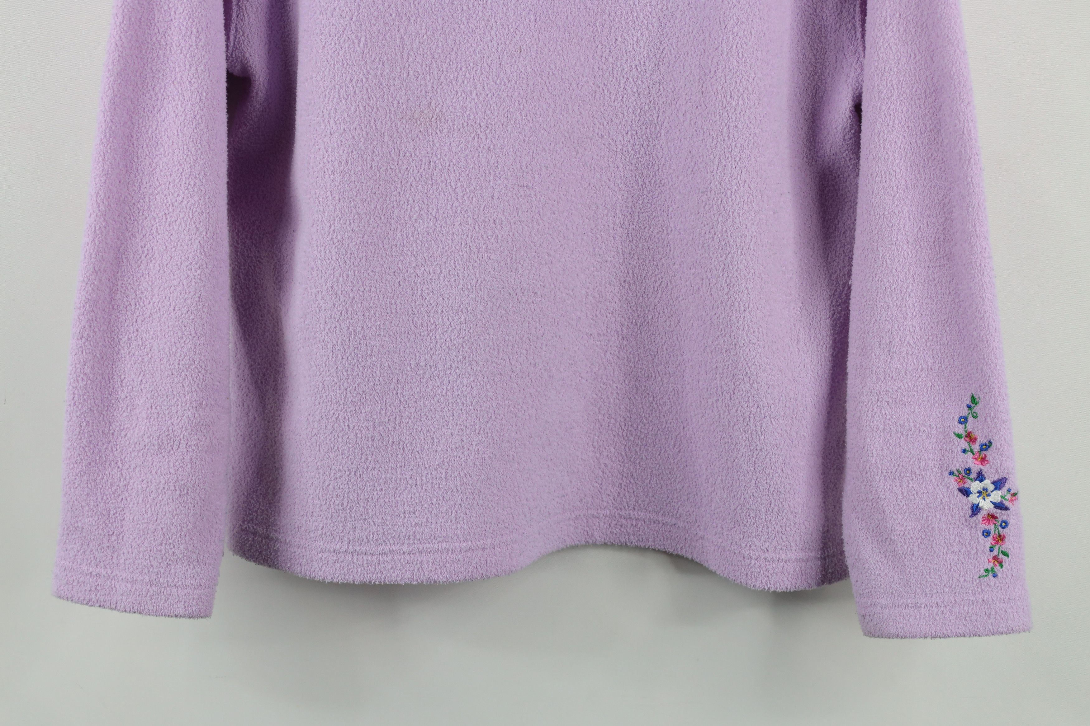 Vintage Vintage 90s Streetwear Alaska Flower Fleece Sweatshirt Size S / US 4 / IT 40 - 3 Thumbnail
