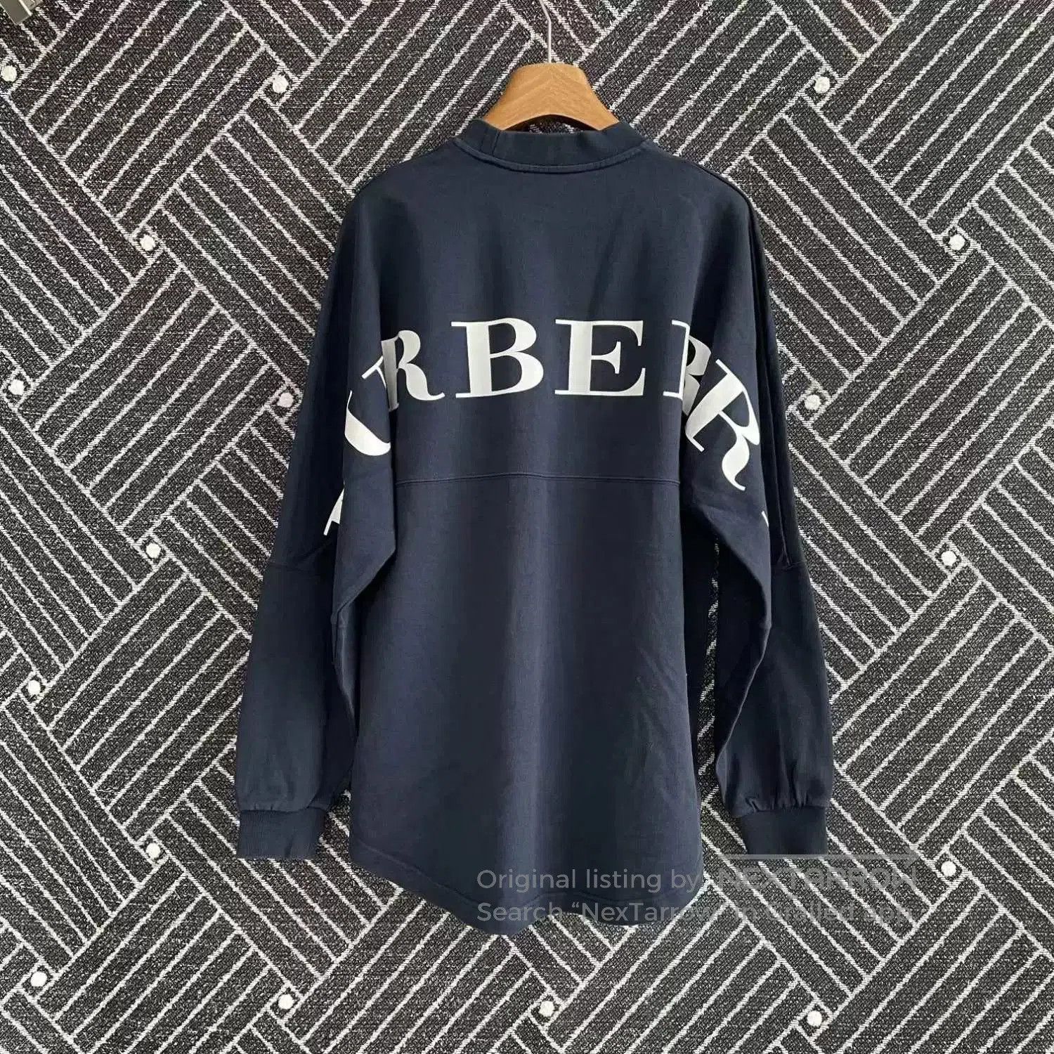 Burberry burberry batwing sleeve long sleeve sweatshirt. Size US XS / EU 42 / 0 - 2 Thumbnail