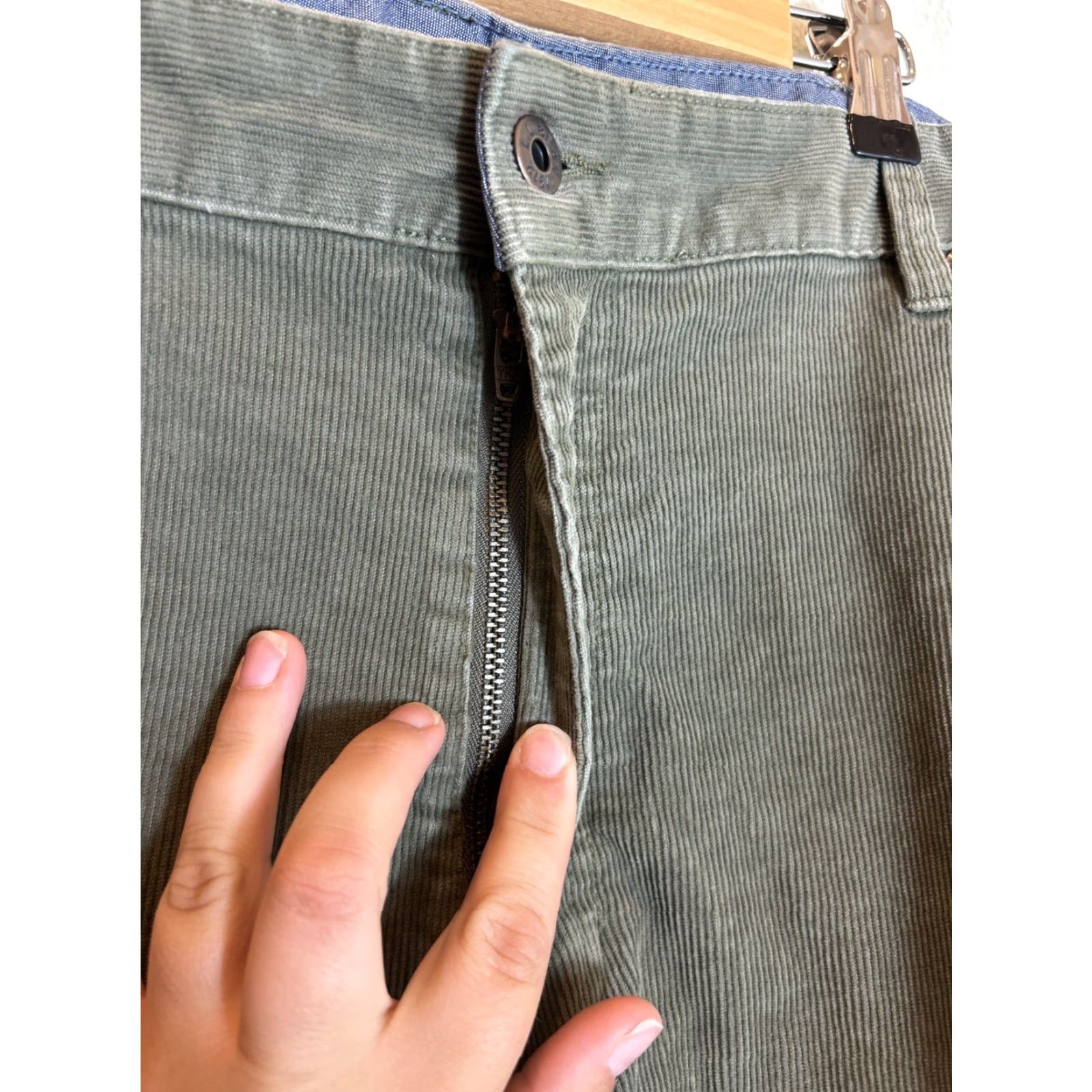 Vintage L.L Bean Stretch Country Corduroy Pants Olive Green 40x30 Men Regular Straight Chino Flat Front Button Zip Comfort Stretch Machine Washable Size US 40 / EU 56 - 6 Thumbnail