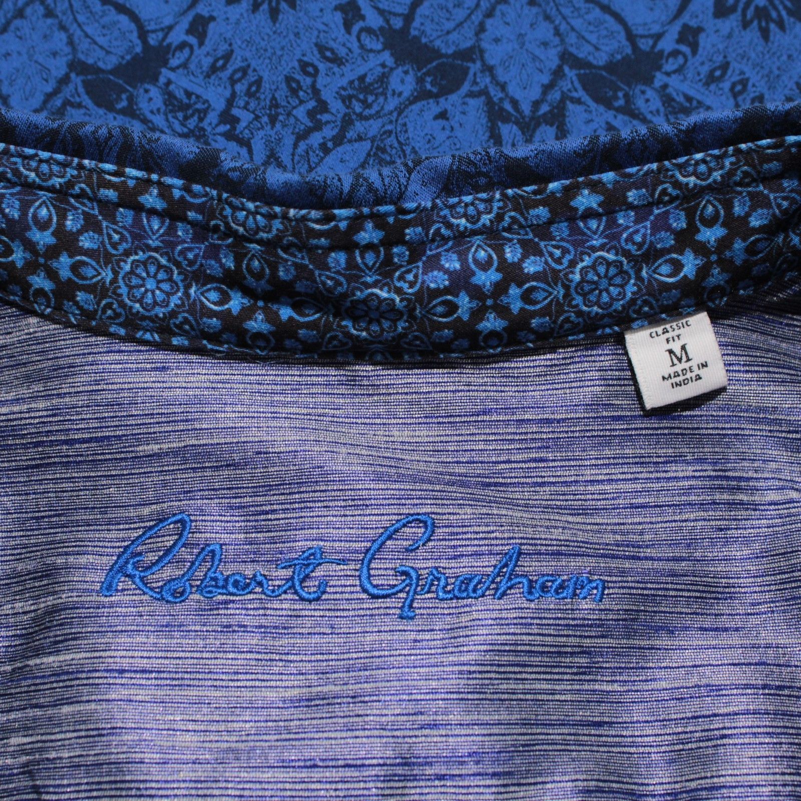 Robert Graham Robert Graham New with tags Shirt Size M US In Blue Size US M / EU 48-50 / 2 - 3 Thumbnail