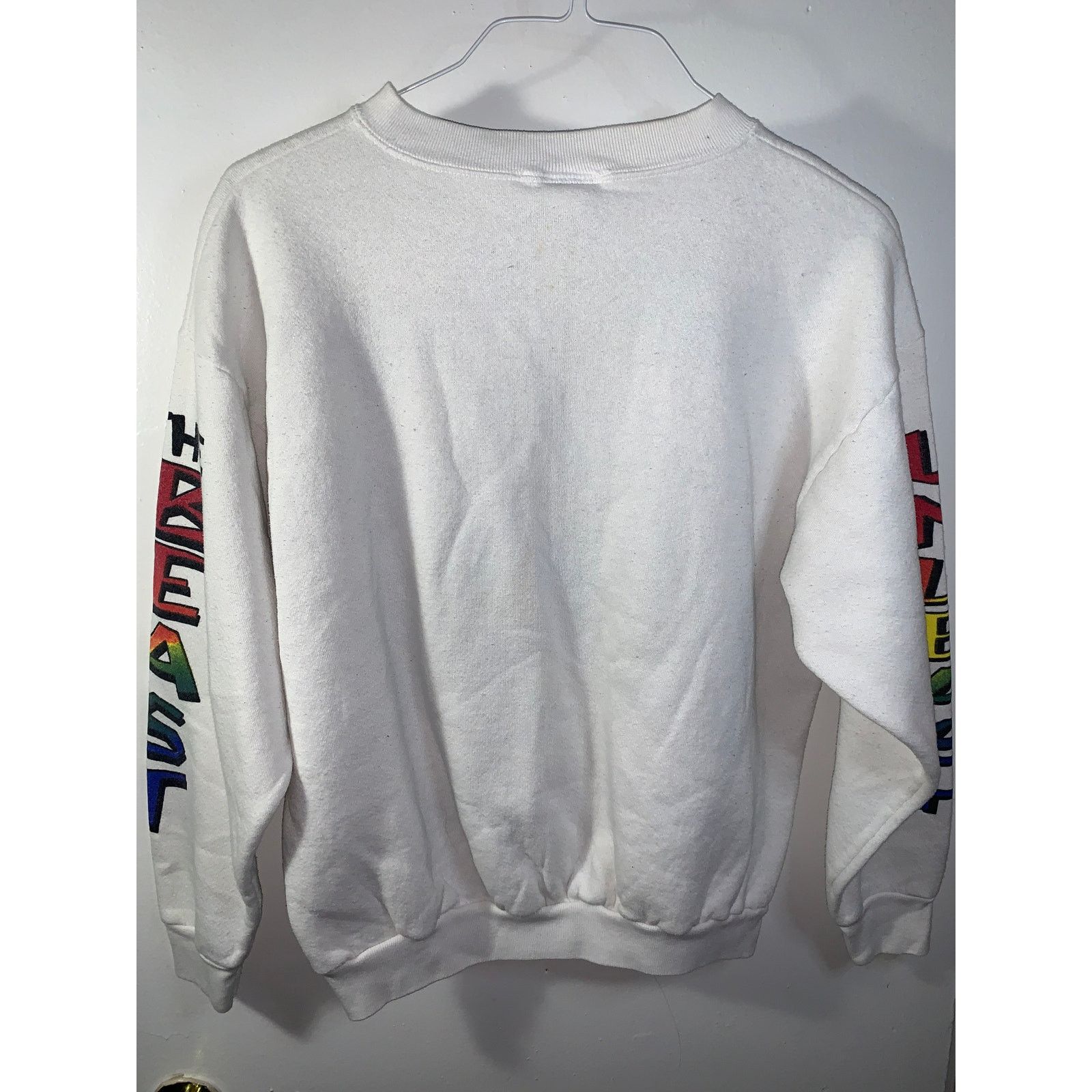 Vintage Vintage Looney Tunes Taz Sweater White L/M Size US L / EU 52-54 / 3 - 14 Thumbnail