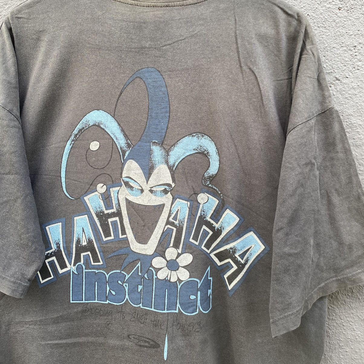 Vintage Thrashed Faded Vintage 90s Instinct Joker Surf ERD GRUNGE T Size US XL / EU 56 / 4 - 4 Thumbnail