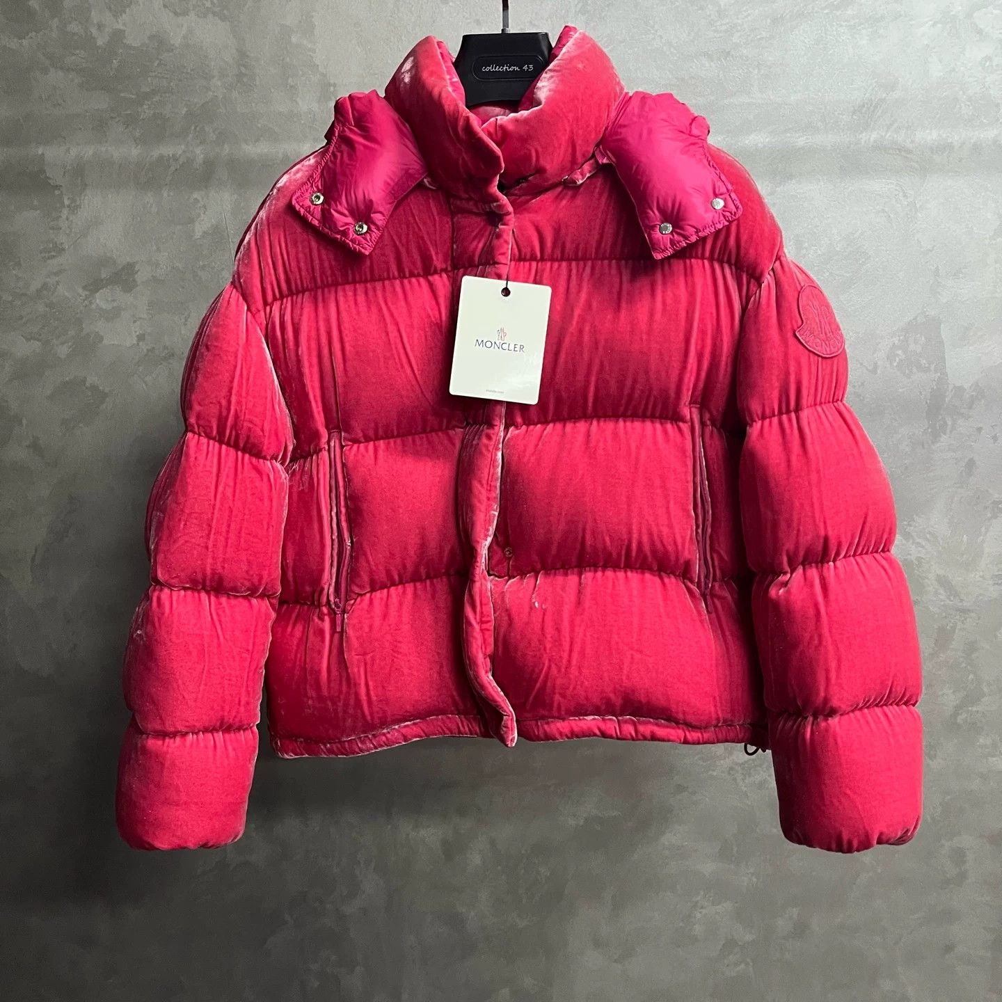 Moncler Moncler Pink Logo Hooded Down Jacket Size M / US 6-8 / IT 42-44 - 1 Thumbnail
