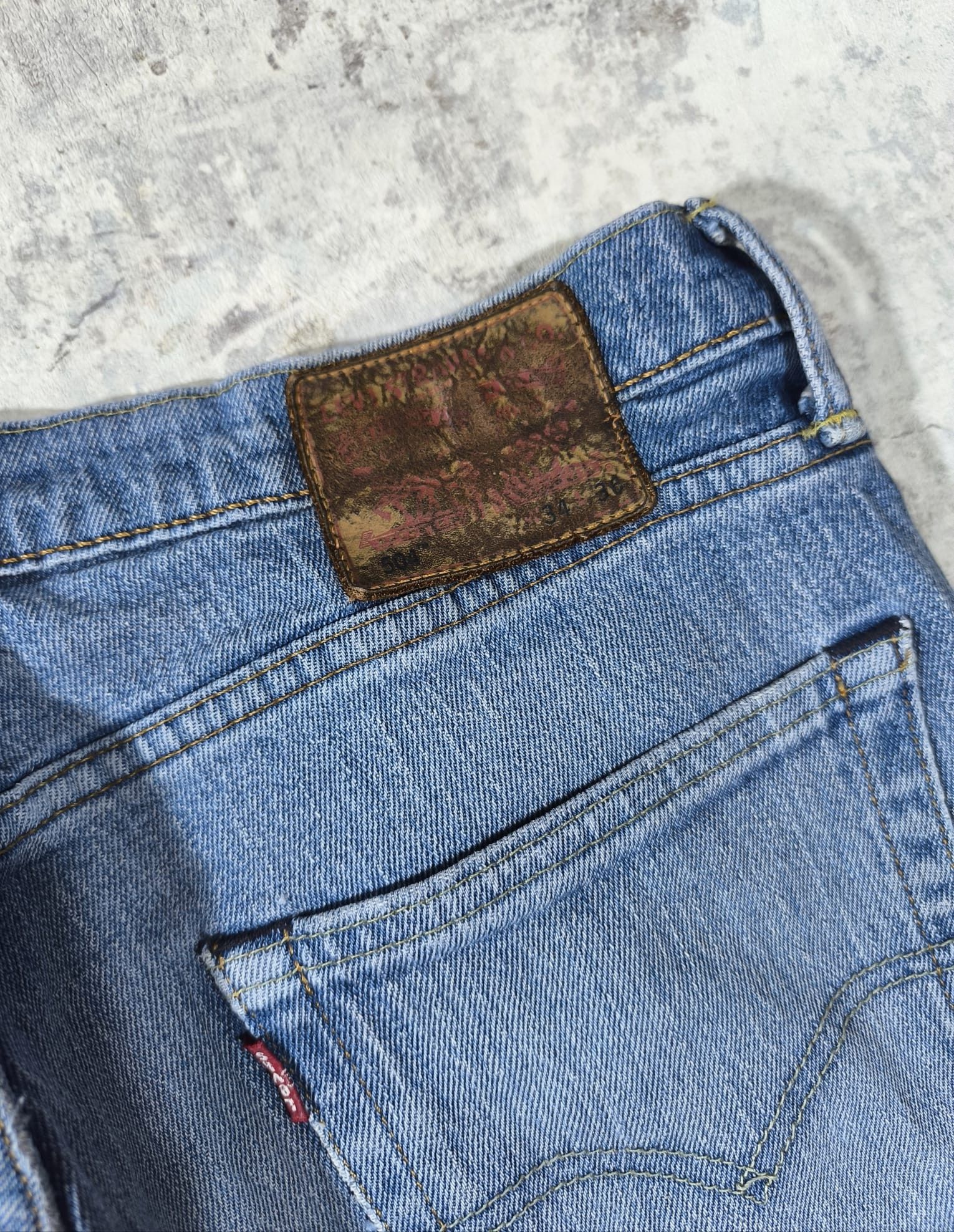Levi's Vintage Distressed Levis 504 White Oak Cone Denim Size US 35 - 10 Thumbnail