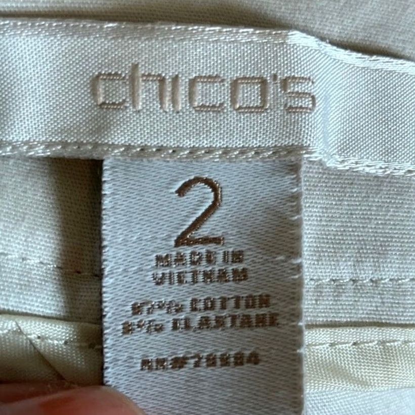 Vintage Chicos Womens Shorts Bermuda Cream High Rise Relaxed Stretch 2 (L) Mens? Size 24" / US 00 / IT 34 - 5 Thumbnail