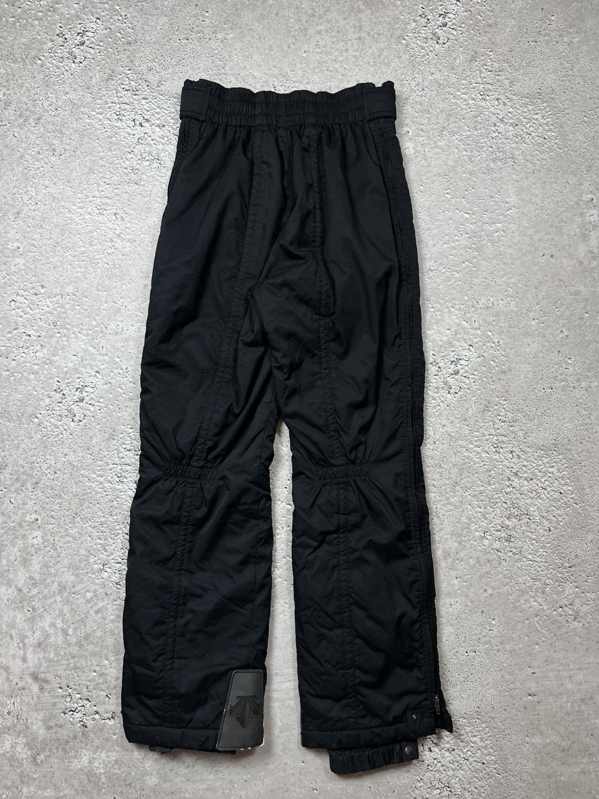 Descente × Vintage Vintage Descente Ski Pants Men’s L Black Technical Trousers Size US 28 / EU 44 - 14 Thumbnail