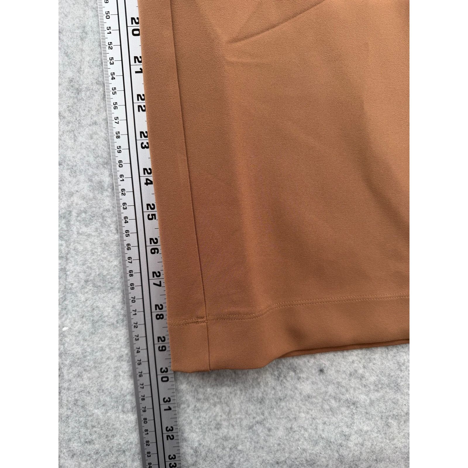 Athleta NWT Athleta Walnut Promenade High Rise Cargo Pant Size Large Size 34" / US 12 / IT 48 - 9 Thumbnail