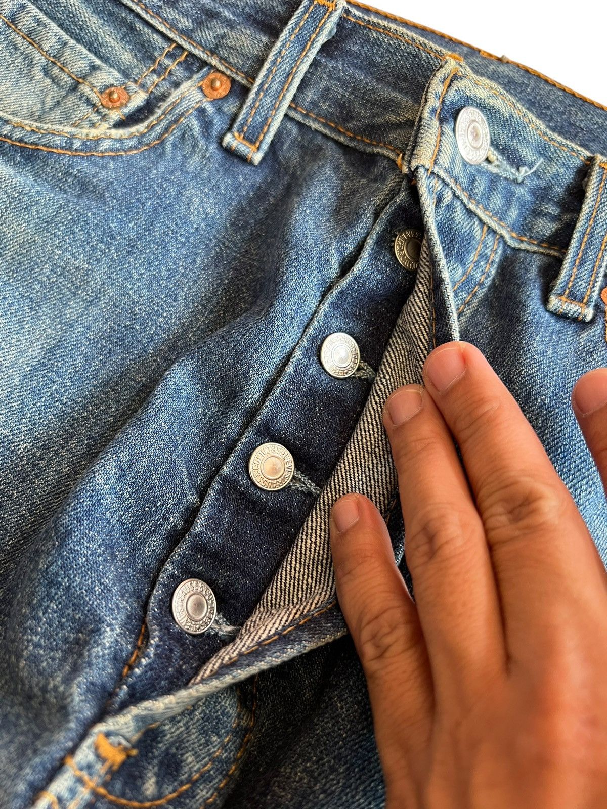 Levi's Vintage Levis 501 Distress Jean Very Rare Size US 31 - 8 Thumbnail