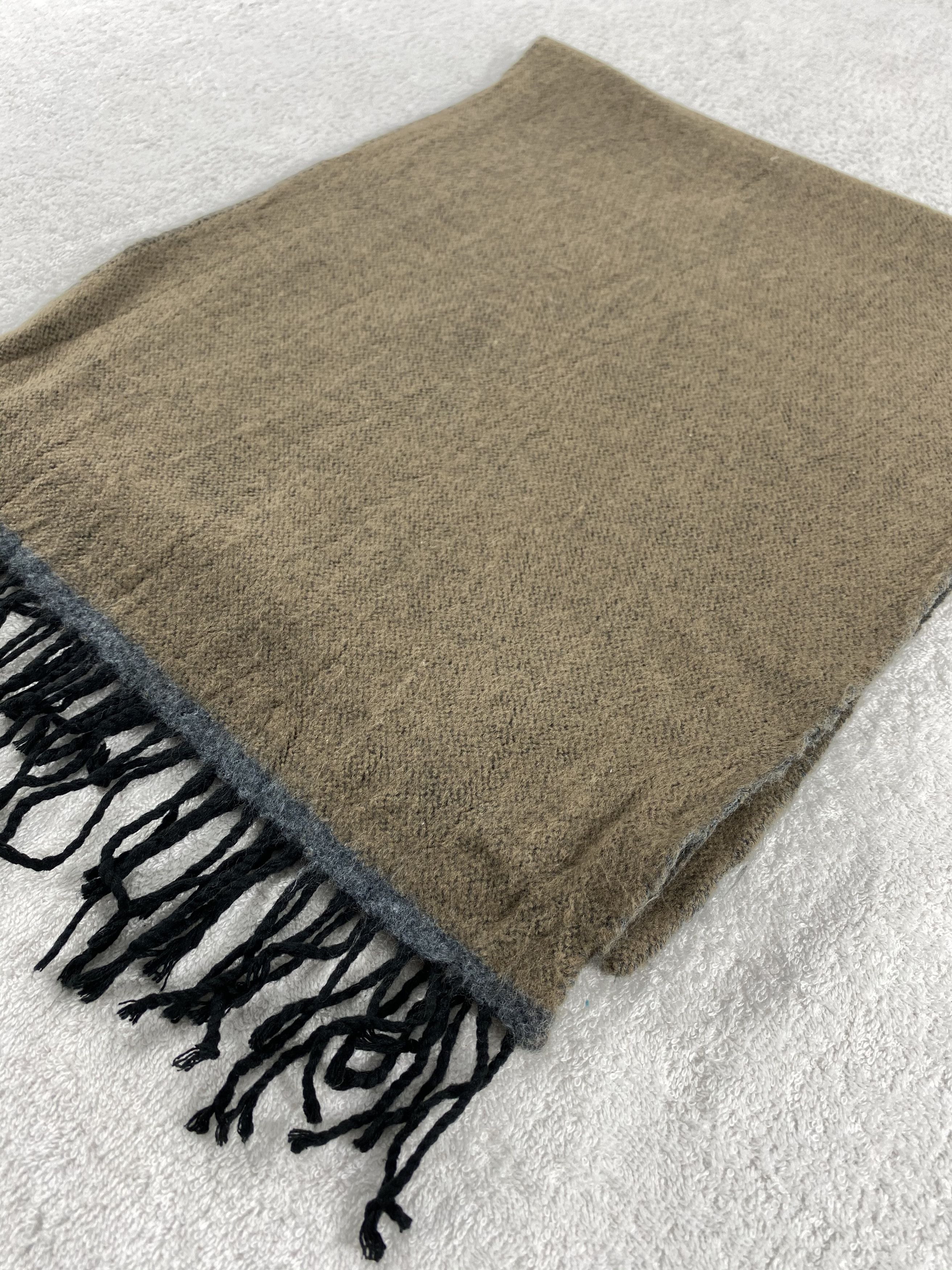 Beams Japan Vintage Beams Scarf/Muffler/Neckwear MF690 Size ONE SIZE - 3 Thumbnail