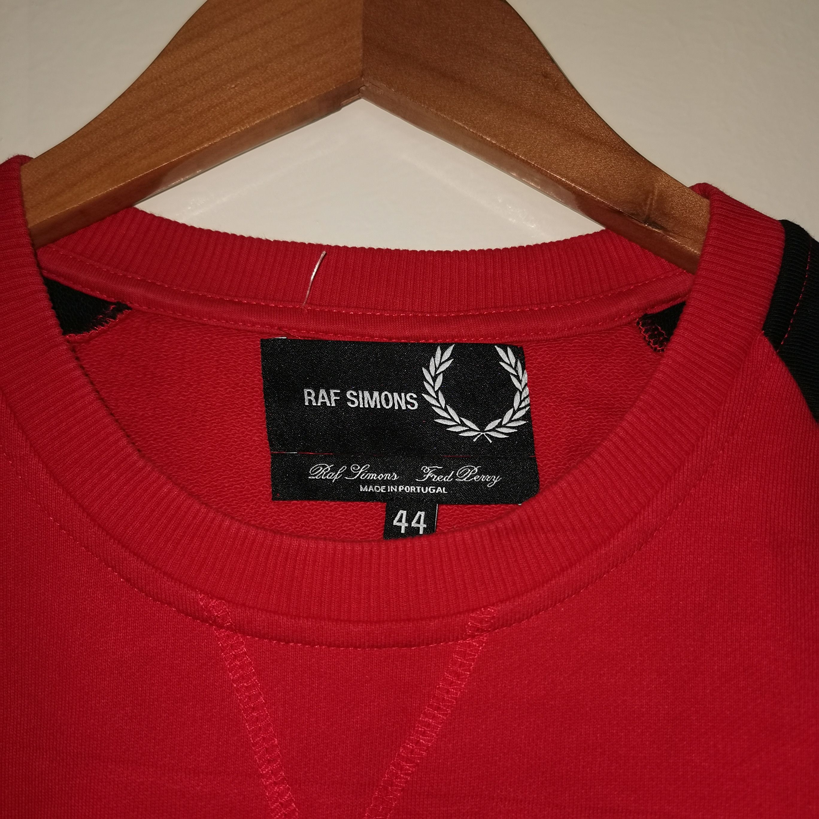Fred Perry × Raf Simons Rare Raf Simons X Fred perry Red Pocket Crewneck Size US XL / EU 56 / 4 - 4 Thumbnail