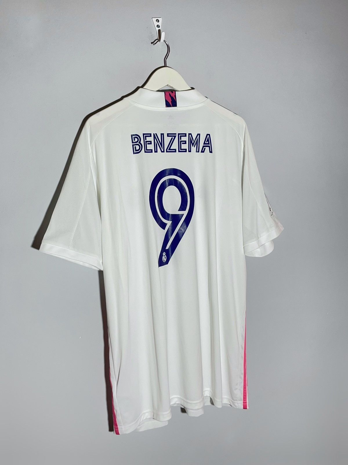 Adidas #9 Karim Benzema Real Madrid 2020/21 Adidas Home Jersey Size US XXL / EU 58 / 5 - 1 Thumbnail