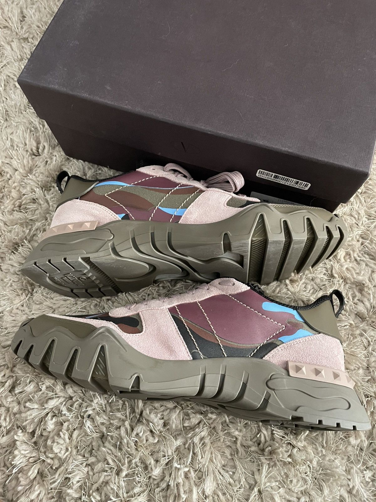 Valentino Valentino RockRunner Plus Rockstud Camo Trim Leather Sneaker Size US 11 / EU 44 - 2 Thumbnail