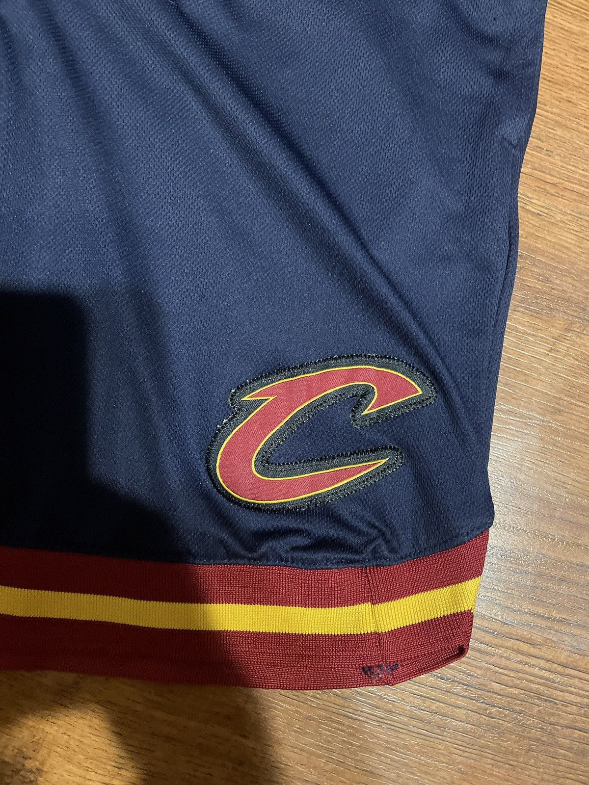 NBA Vintage Adidas NBA Cleveland Cavaliers LeBron James Shorts Size US 32 / EU 48 - 7 Thumbnail