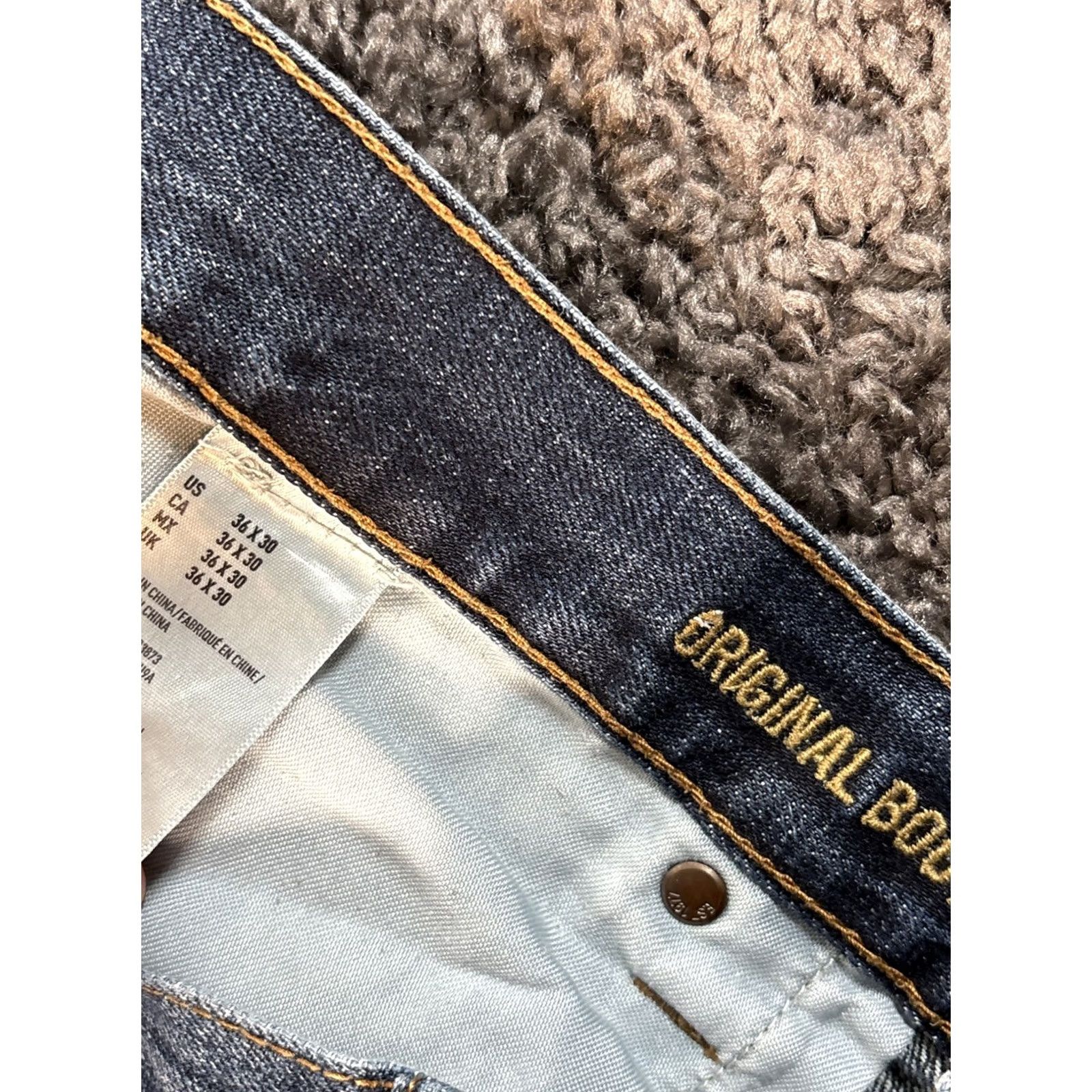 American Eagle Outfitters VINTAGE American Eagle Jeans Men 38x28 Blue Bootcut Relaxed Dark Wash Y2K Comfort Jeans Mens Size US 38 / EU 54 - 5 Thumbnail