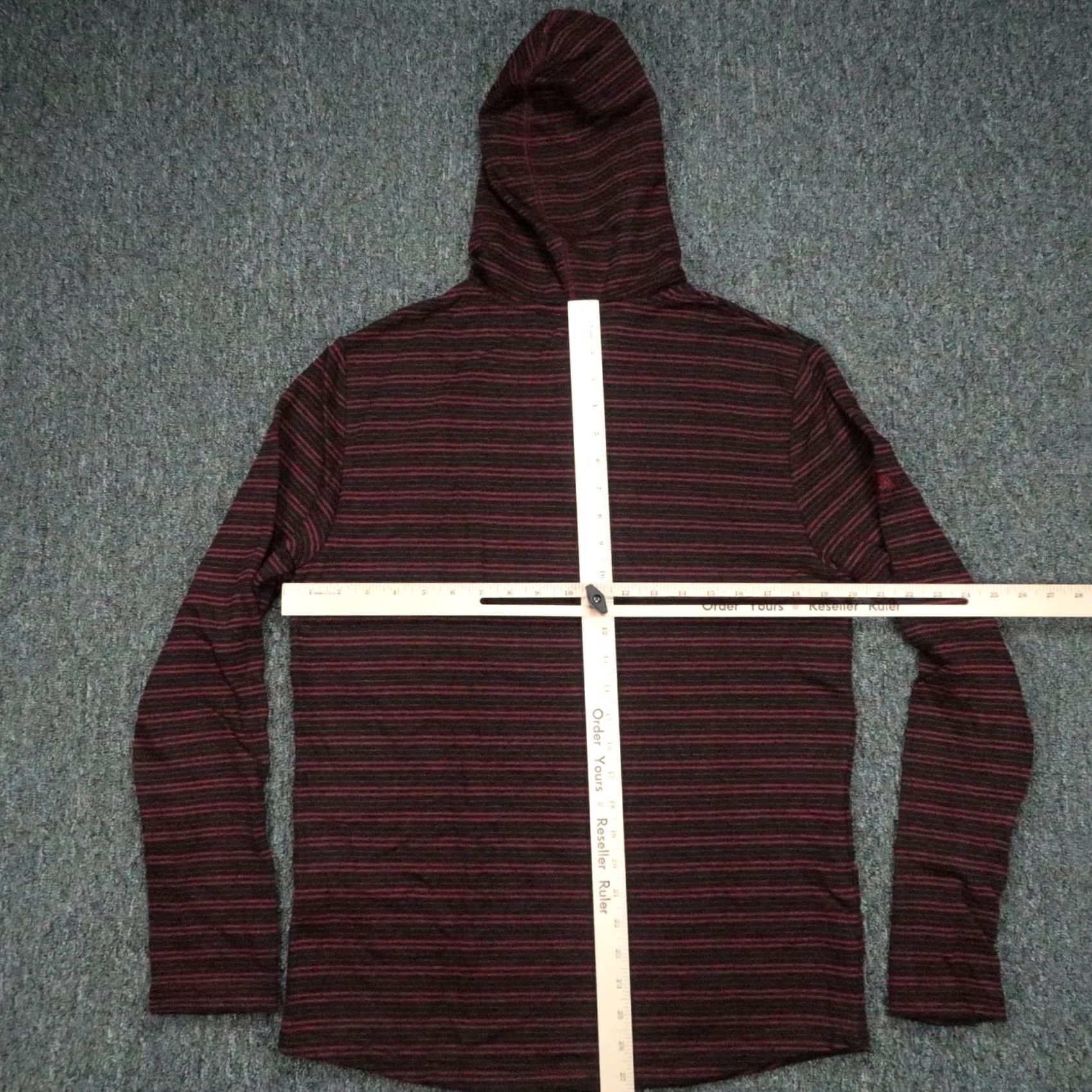 TravisMathew Travis Mathew Hoodie Mens M Red Striped Henley Hooded Golf Shirt Size US M / EU 48-50 / 2 - 6 Thumbnail