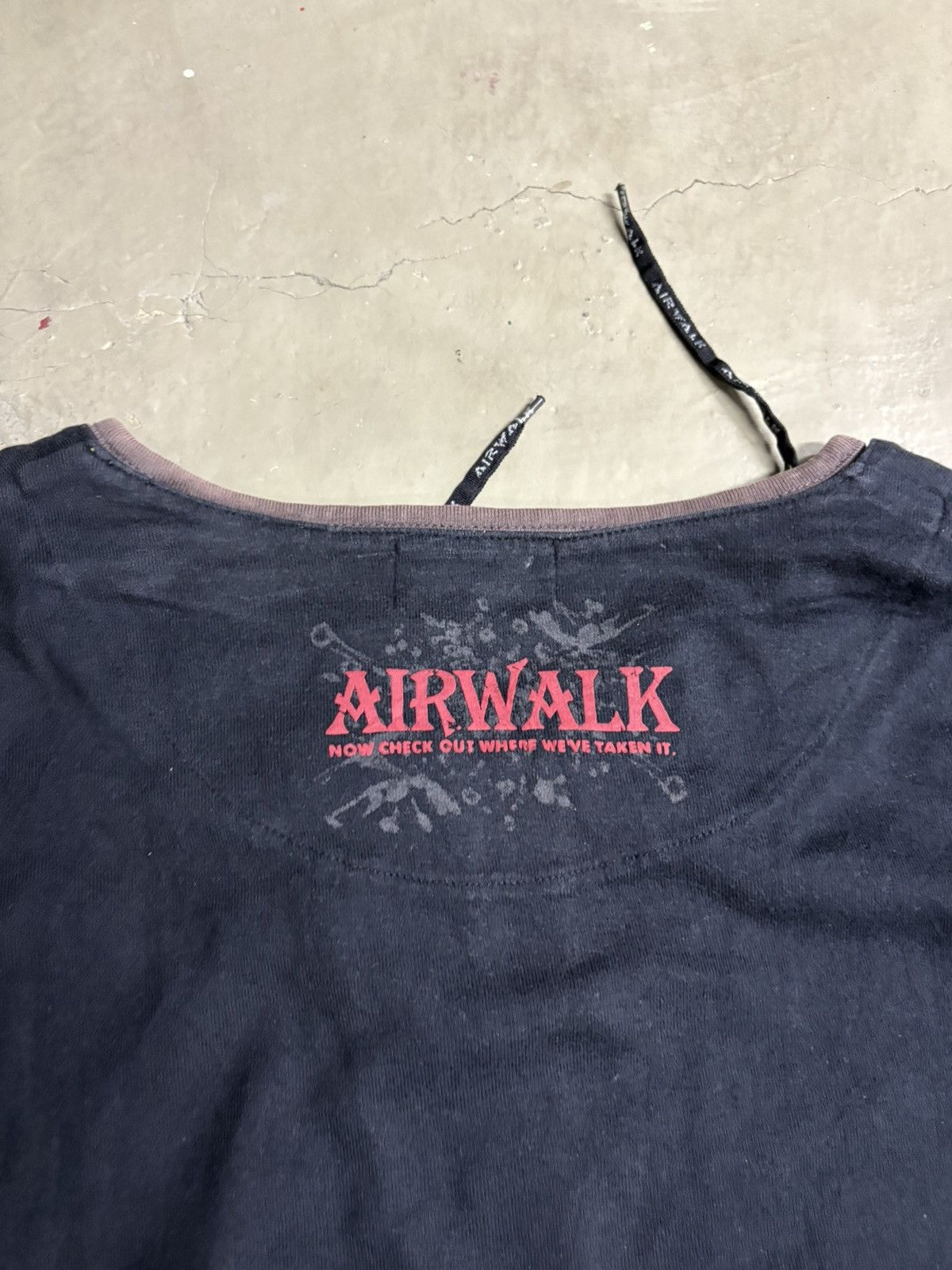 14th Addiction rare 00s japanese brand airwalk poem lace up tee Size US XL / EU 56 / 4 - 8 Thumbnail