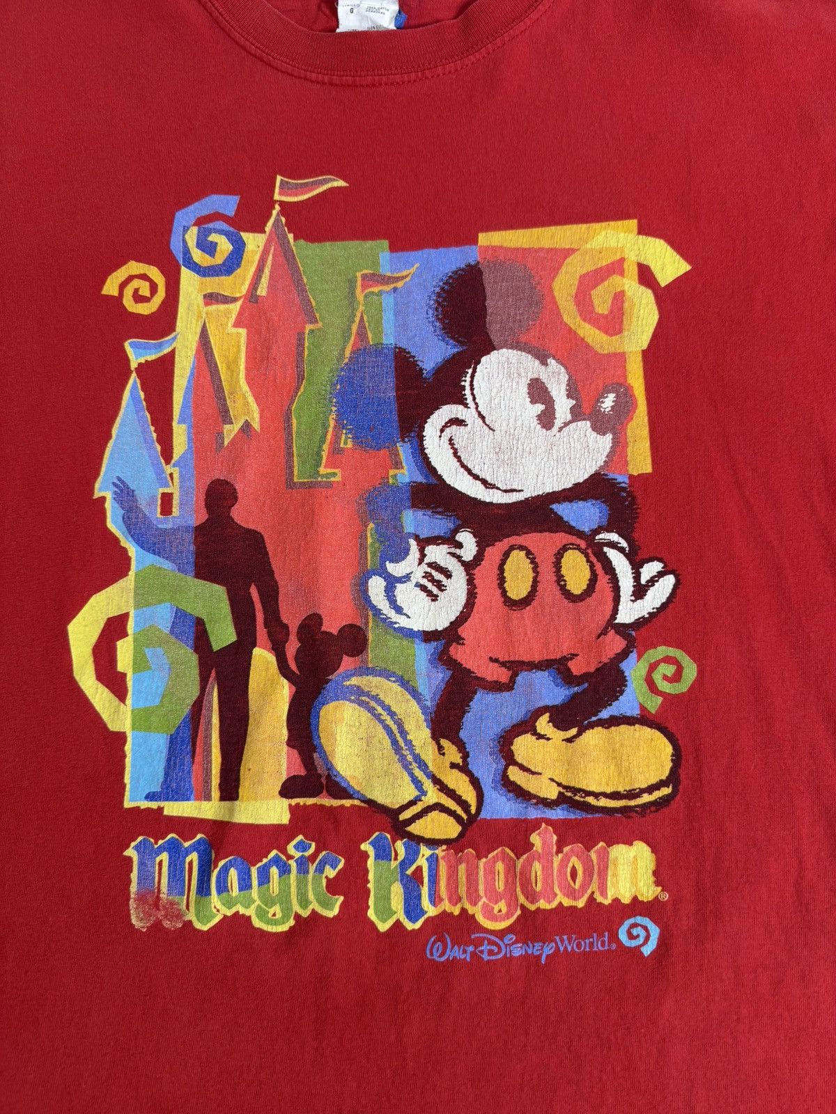 Vintage VINTAGE 1990’s Disney Magic Kingdom Tee "Red" (XL) *PREOWNED Size US XL / EU 56 / 4 - 3 Thumbnail