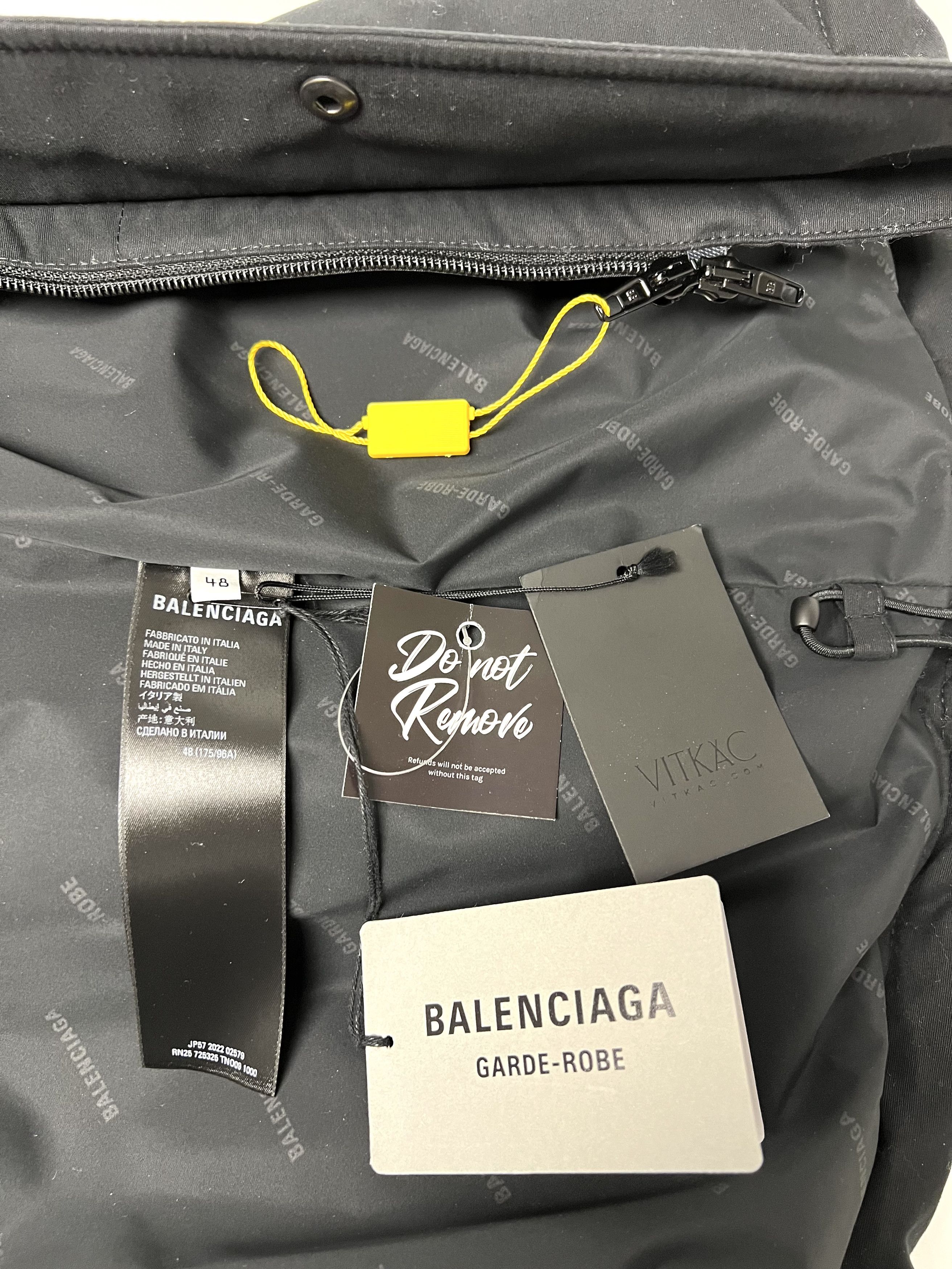 Balenciaga BRAND NEW, S23, BALENCIAGA BOXY PUFFER JACKET, GARDE-ROBE Size US M / EU 48-50 / 2 - 11 Thumbnail