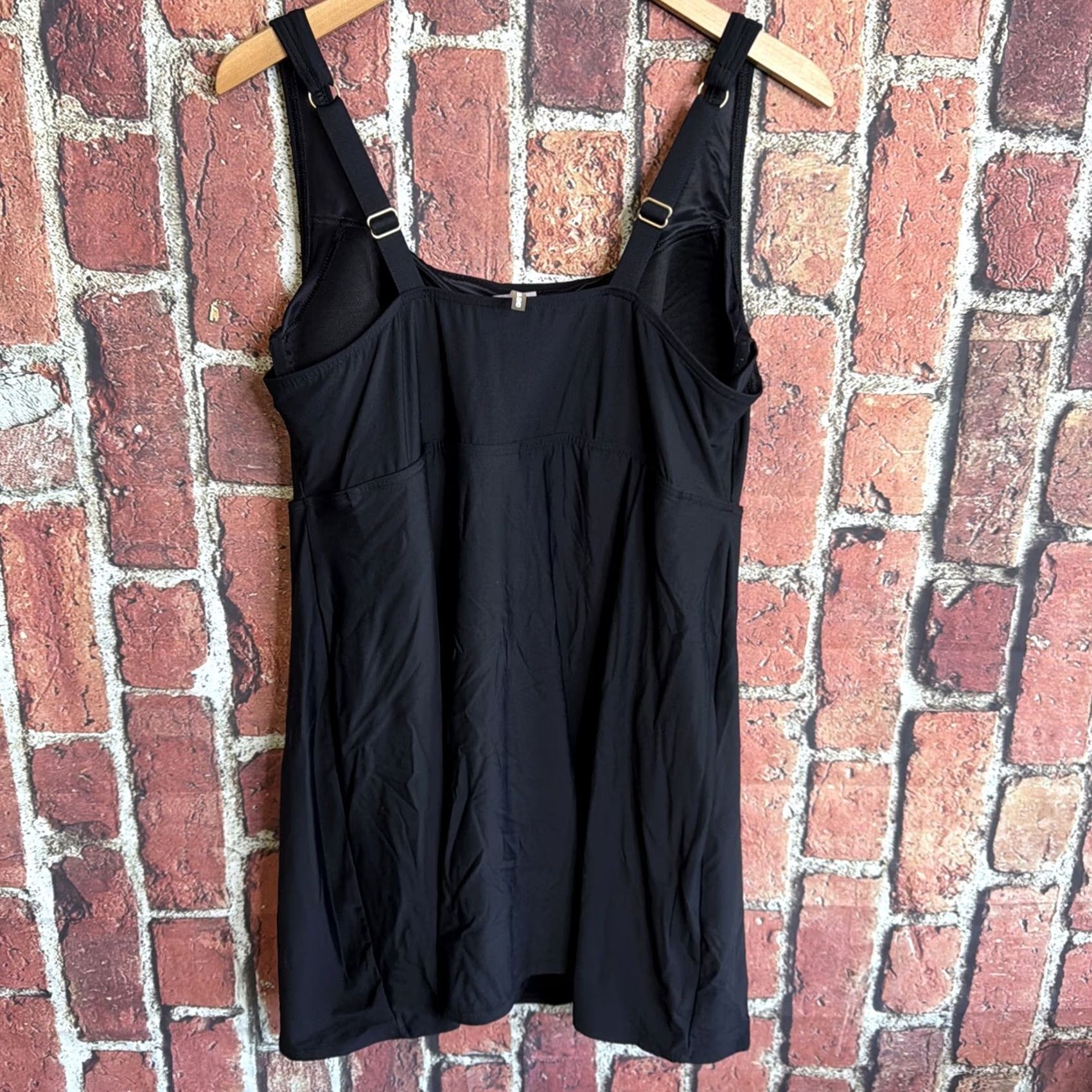 Lands' End Lands End Swim Dress Womens Black Slimming Swimsuit 18W Size XXL / US 16-18 / IT 52-54 - 3 Thumbnail