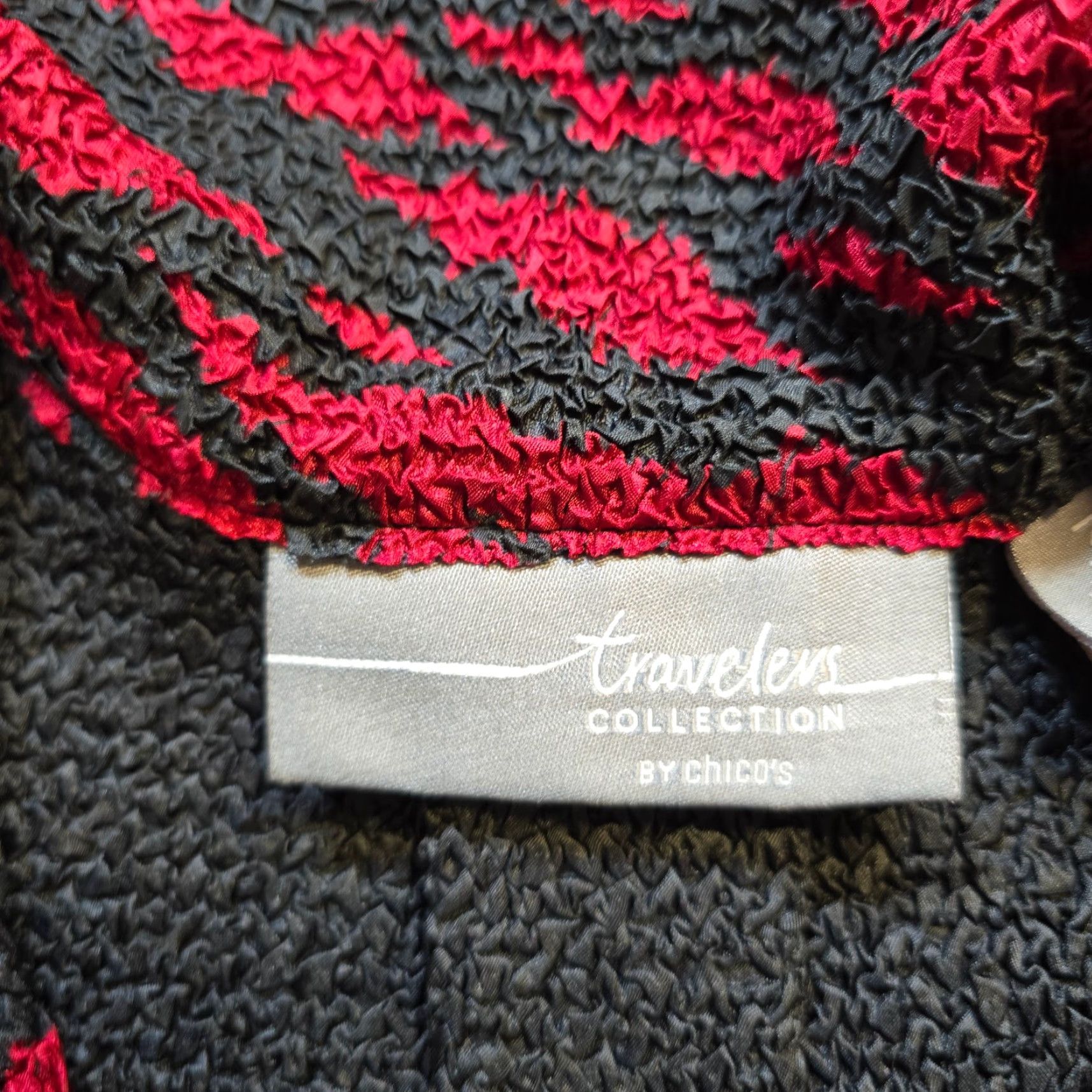 Vintage Chico's Women's Jacket XL Red Black Traveler Crepe Texture No Iron Stretchy 3/4 Sleeve Geometric Pattern Business Casual Travel Jacket Size XL / US 12-14 / IT 48-50 - 3 Thumbnail