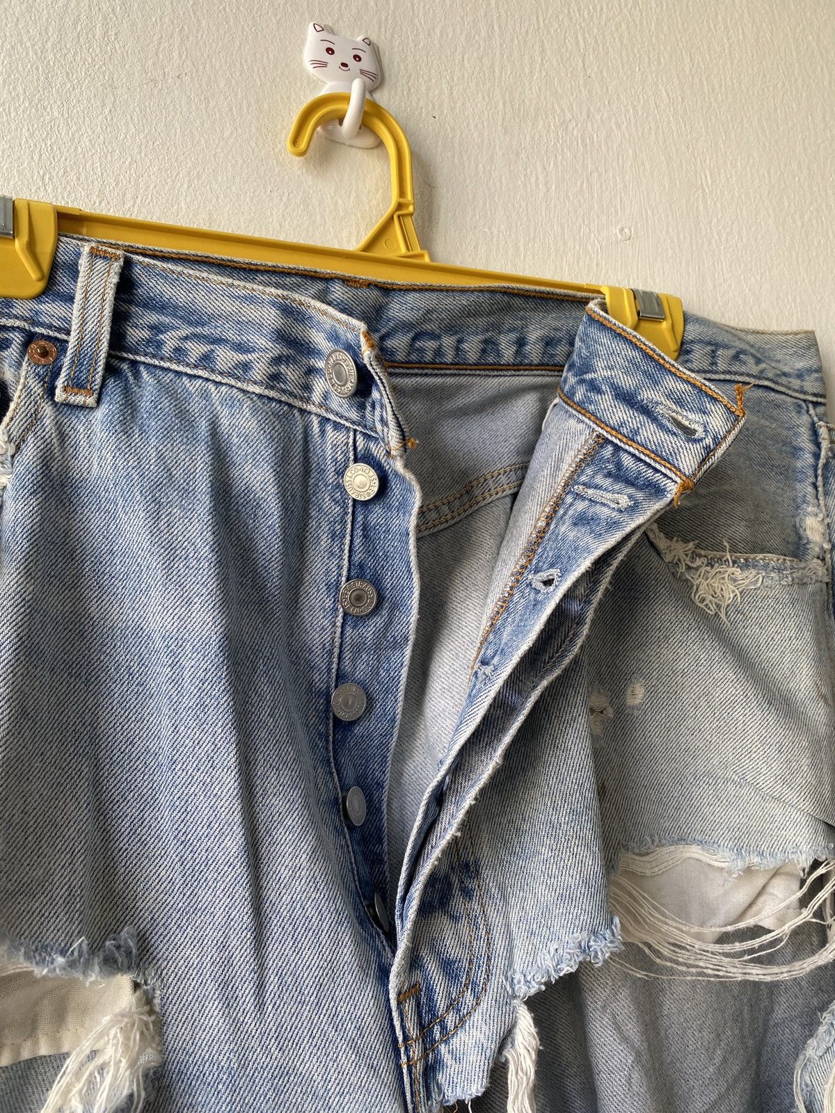 Levi's Vintage 90s Levi’s 501 Distressed Trashed Denim Size US 35 - 10 Thumbnail