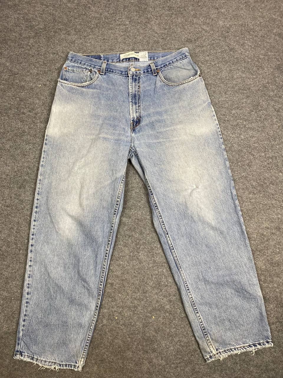 Levi's vintage levis 560 comfort fit distressed denim Size US 36 / EU 52 - 7 Thumbnail