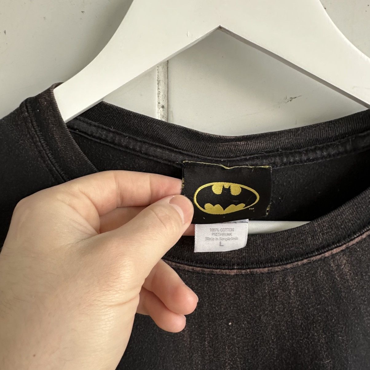 DC Comics Vintage Japanese Style Adult Batman T-shirts Big Logo Size US L / EU 52-54 / 3 - 6 Thumbnail