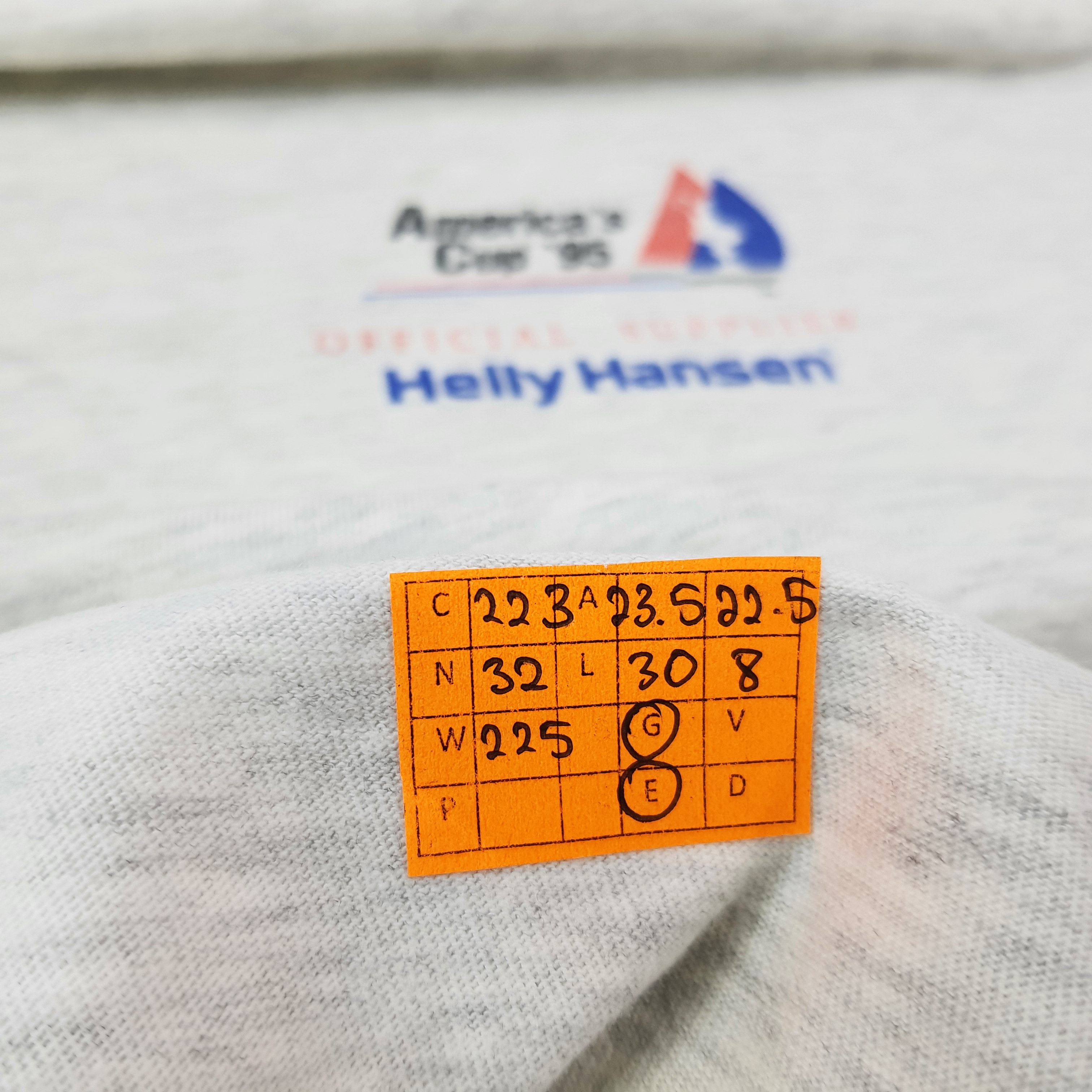 Helly Hansen Vintage Helly Hansen America's Cup'95 Tshirt C223N32 Size US XL / EU 56 / 4 - 9 Thumbnail