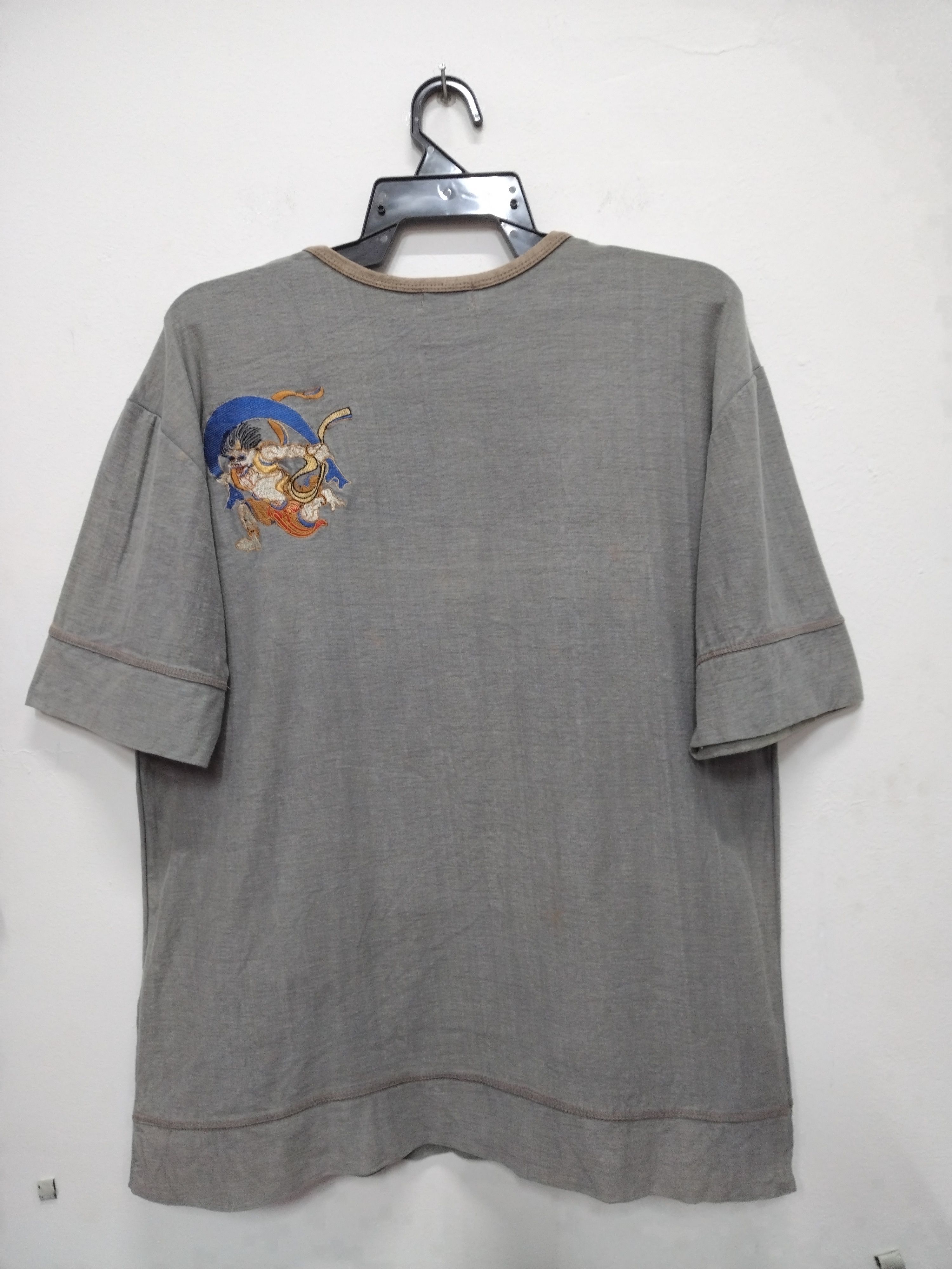 Japanese Brand RARE! Crazy Awesome Vintage God of wind JAPAN Rare Graphic Size US M / EU 48-50 / 2 - 2 Thumbnail
