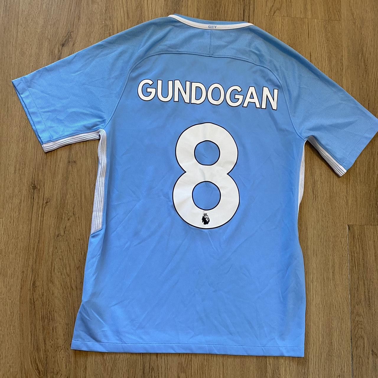 Nike 2017-18 *8 Gundogan Manchester City Nike Home Shirt Size US S / EU 44-46 / 1 - 1 Thumbnail