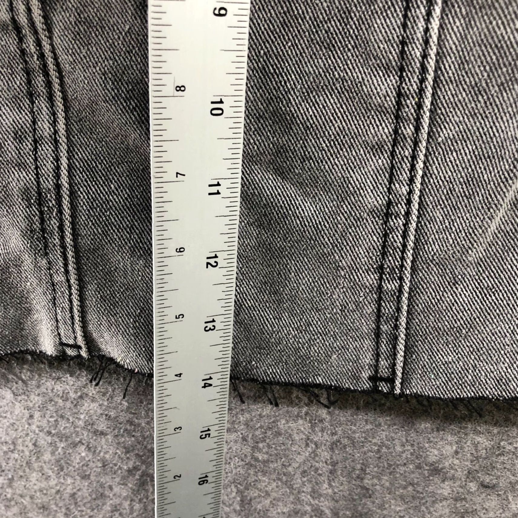 PrettyLittleThing VINTAGE Pretty Little Thing Mini Jean Skirt Women 00P Short Slit Cotton Denim Gray 90s Size 24" / US 00 / IT 34 - 6 Thumbnail