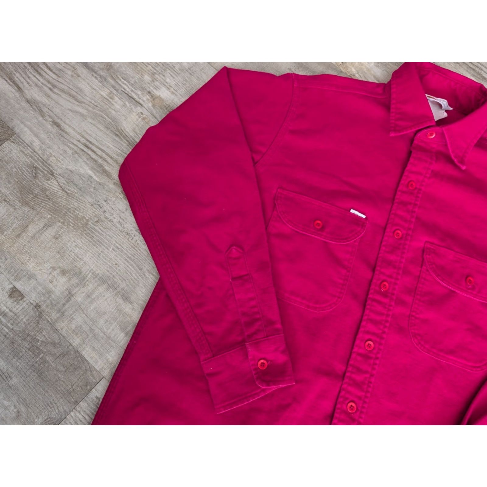 Carhartt VINTAGE Carhartt Rugged Work Shirt Red Heavyweight Canvas Button-Up L Mens 46" Chest 31.5" Length Made in USA 90s Union Made Size US L / EU 52-54 / 3 - 3 Thumbnail