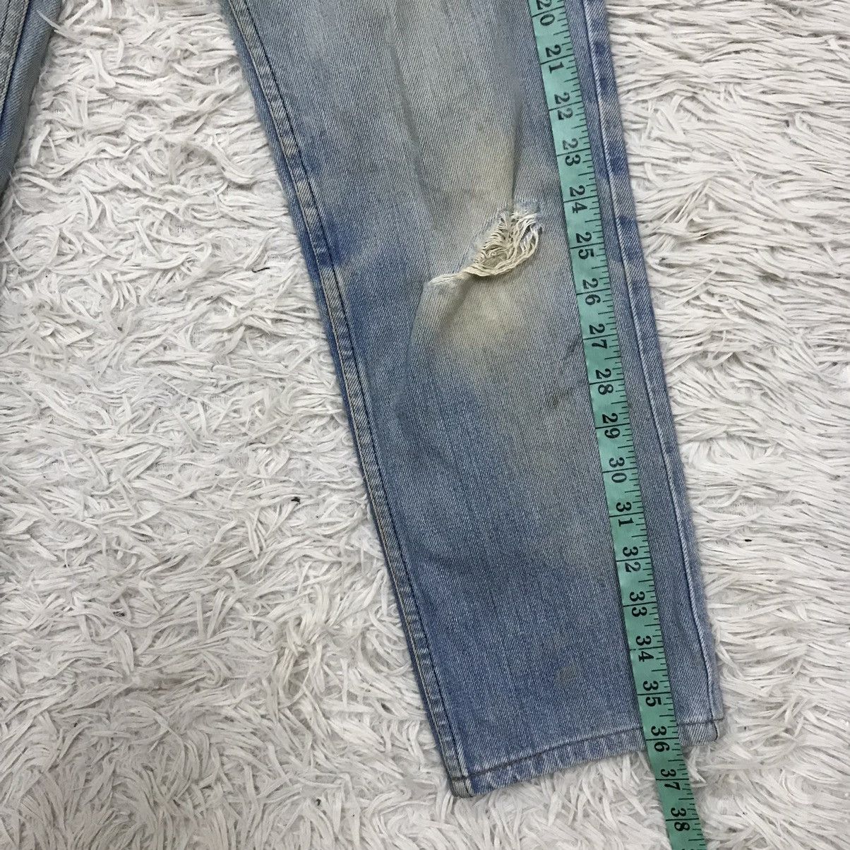 Vintage Levis Lot 506 Distressed Denim Jeans
