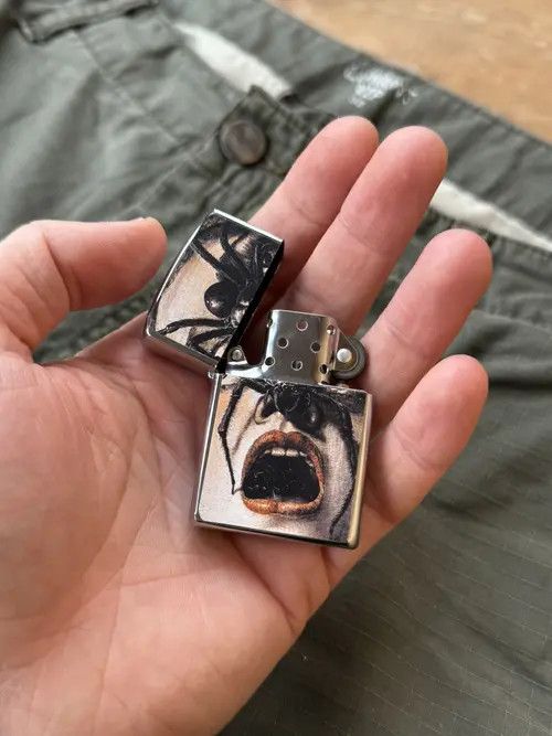 VIBE Silver Avant-Garde SPIDER face Art CIGAR LIGHTER, WORK Size ONE SIZE - 8 Thumbnail