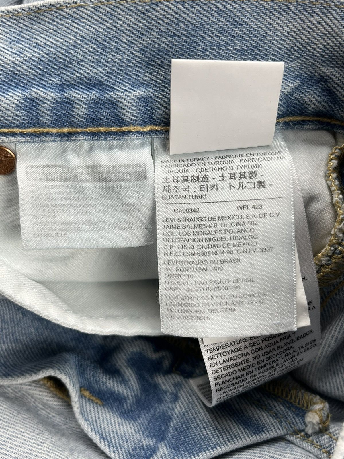 Levi's × Vetements AW19 Vetements “615” Print Assymetrical Levi’s Denim Jeans Size US 30 / EU 46 - 14 Thumbnail
