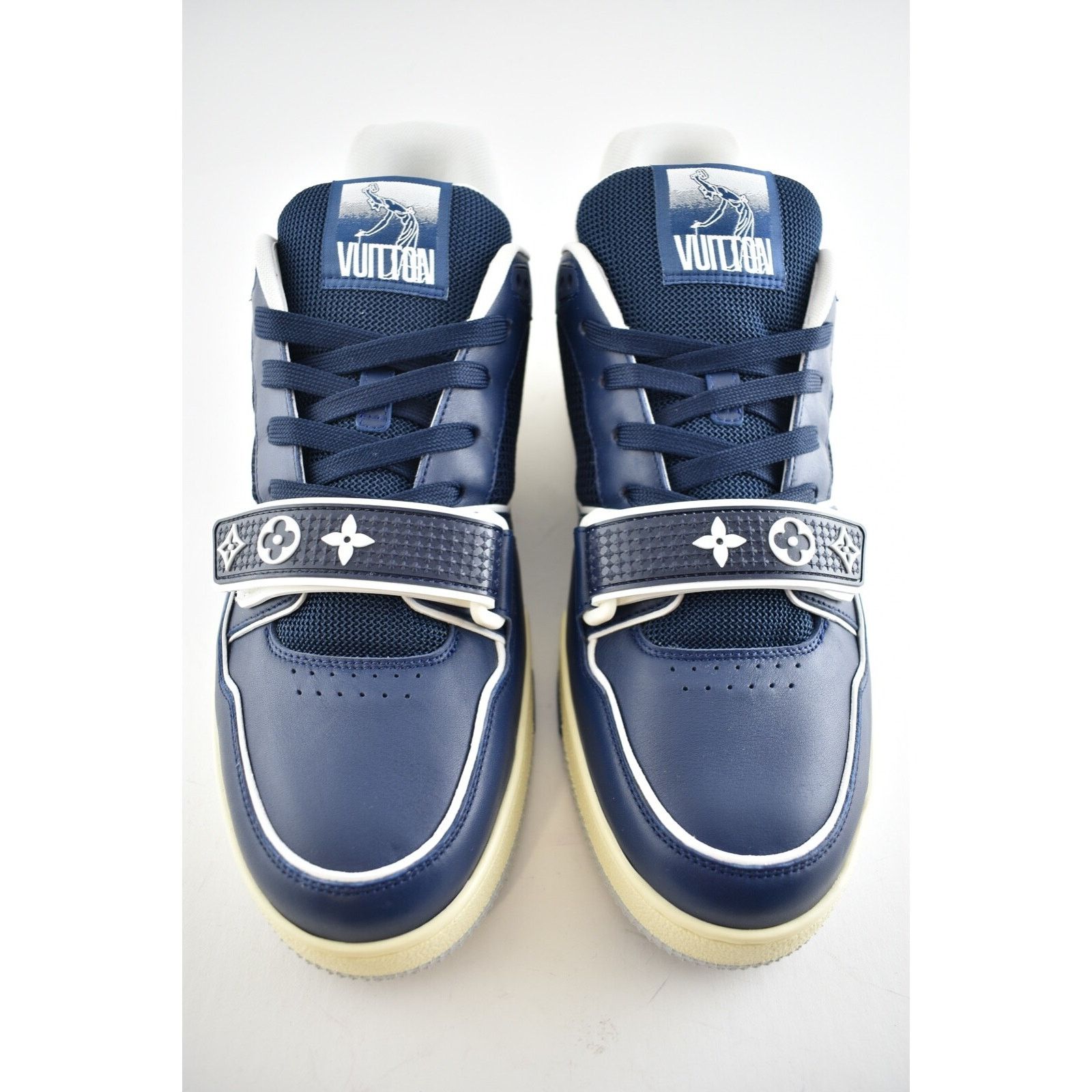 Louis Vuitton Louis Vuitton Blue Low Top Trainer Sneaker LV 8 US 9 9.5 Size US 9 / EU 42 - 6 Thumbnail