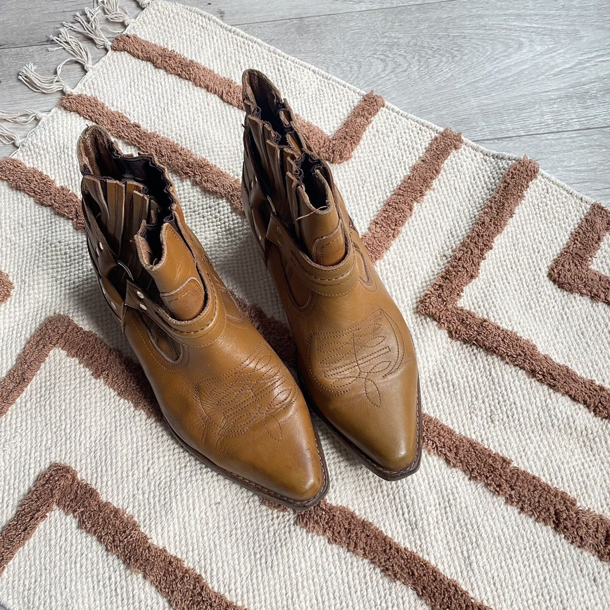 Other VINTAGE LEATHER USA STYLE WESTERN BEIGE/BROWN BOOTS Size US 11 / EU 44 - 3 Thumbnail
