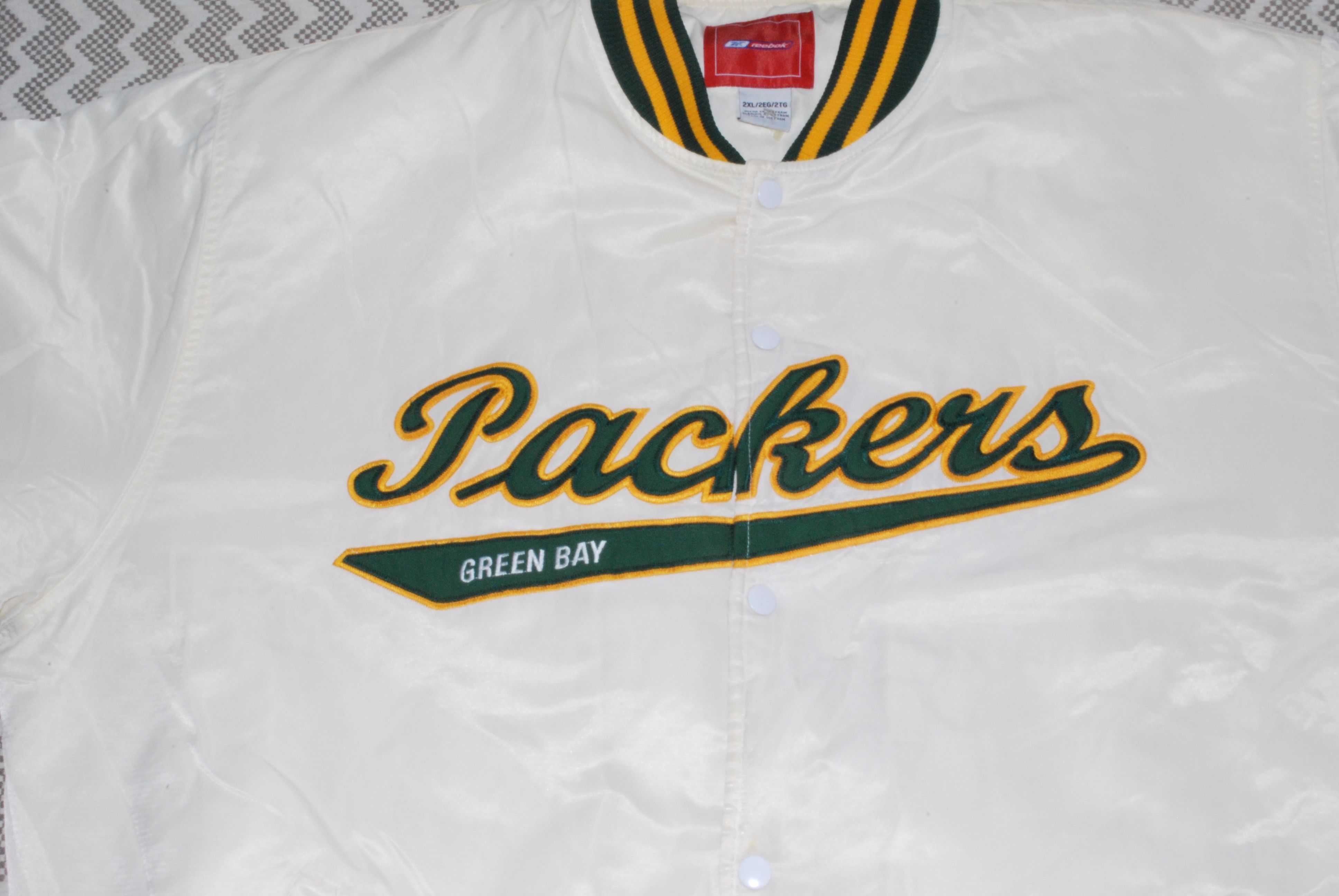 Reebok Reebok Greenbay Packers Satin Bomber Jacket Size US XXL / EU 58 / 5 - 2 Thumbnail